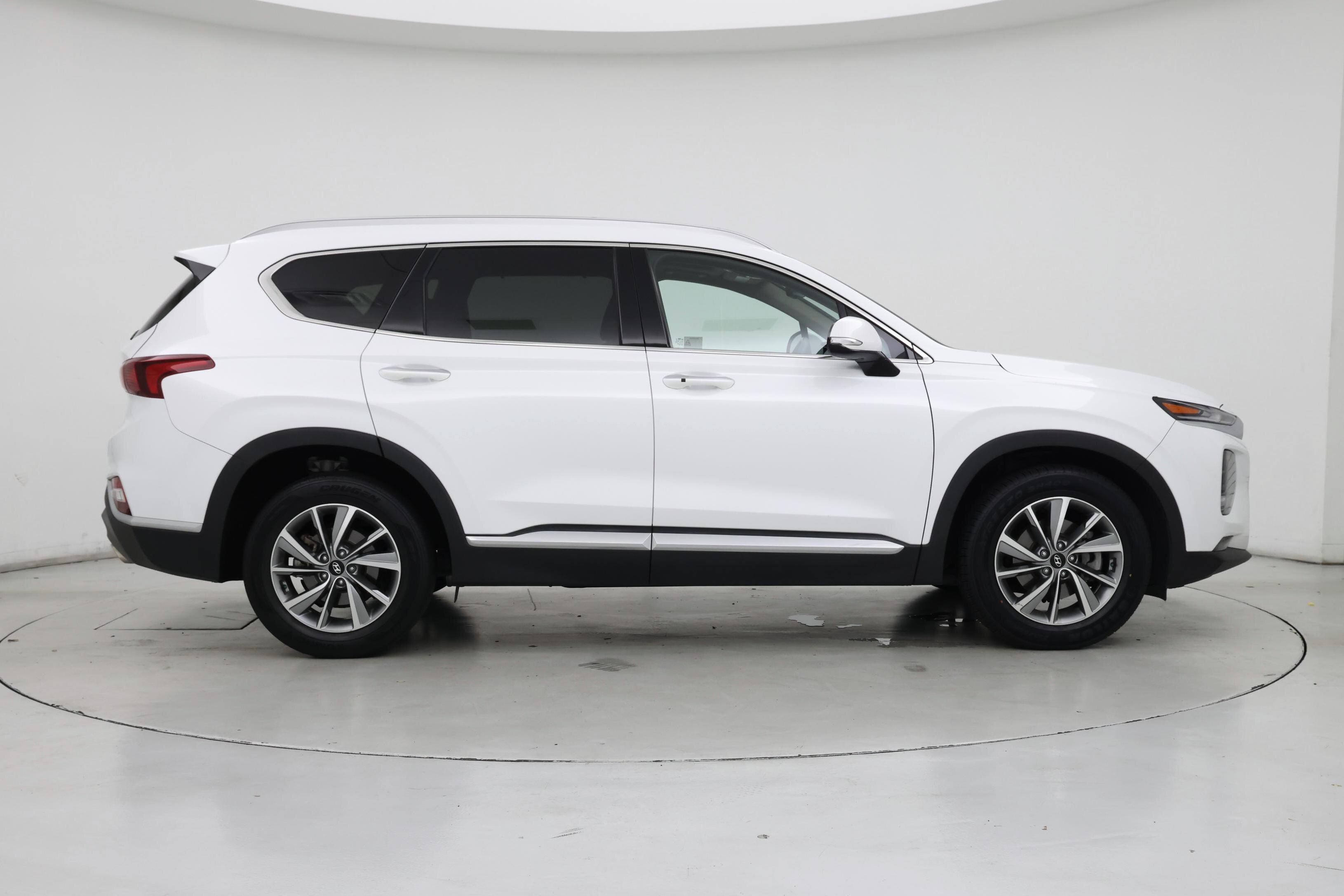 Thumbnail: 2019 Hyundai Santa Fe - 7