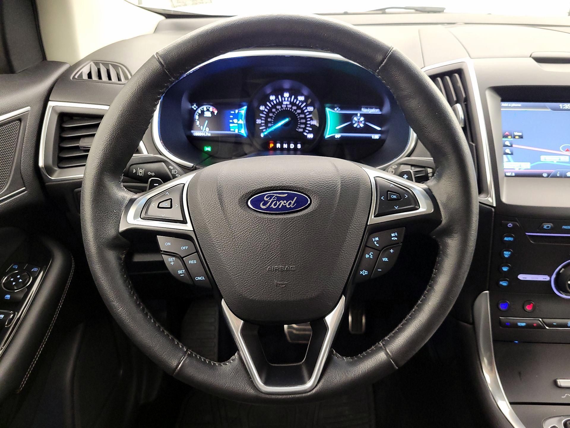 Thumbnail: 2015 Ford Edge - 10