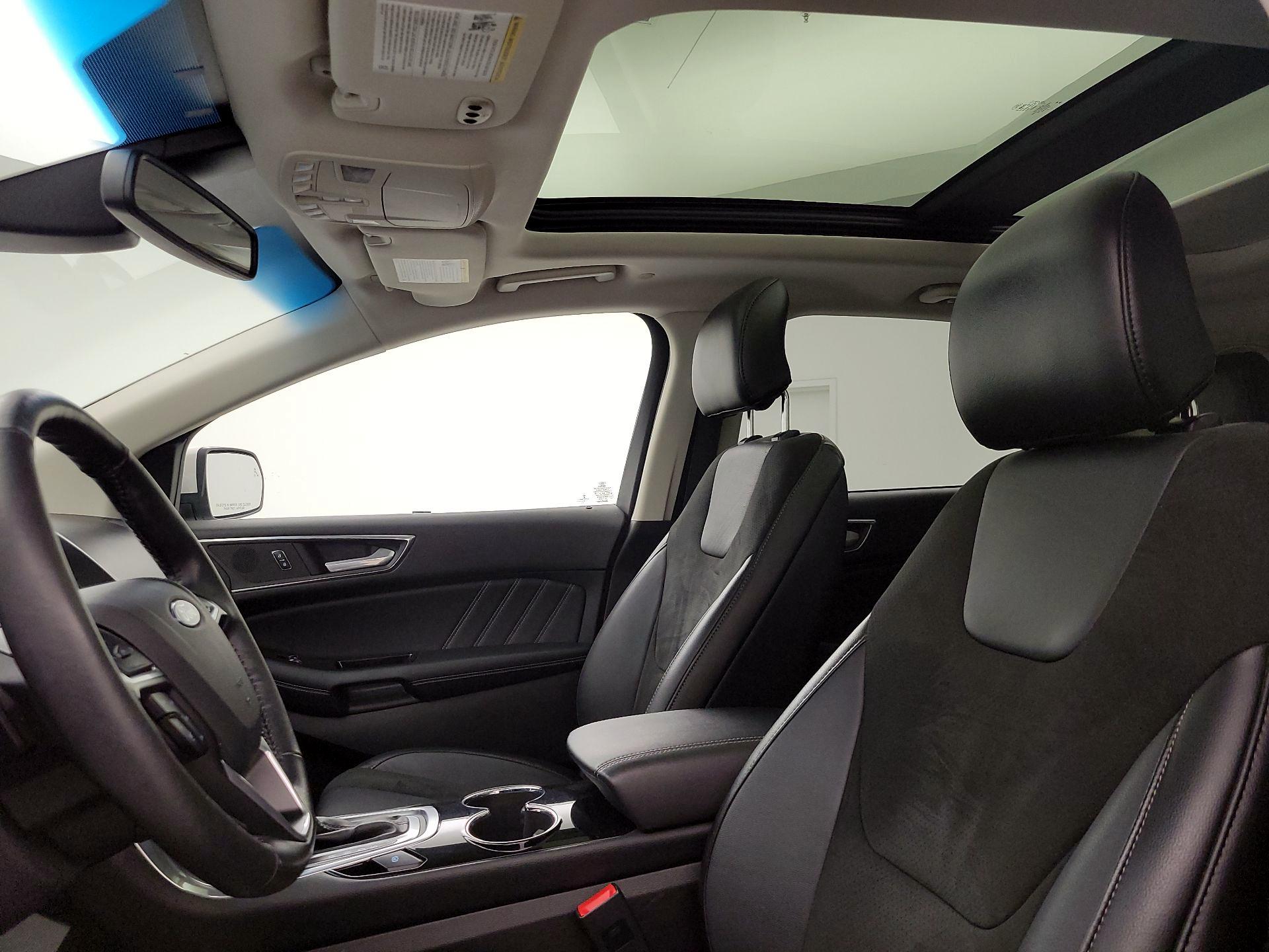 Thumbnail: 2015 Ford Edge - 19