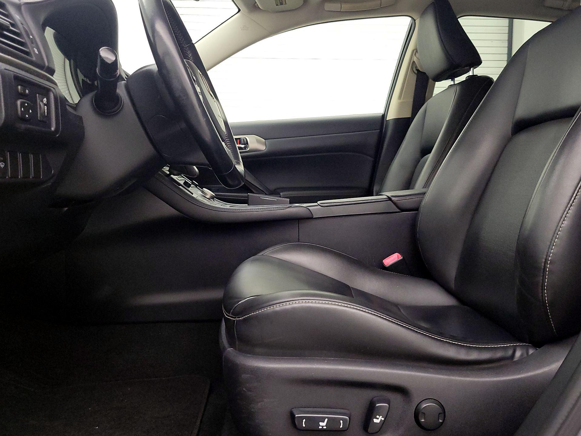 Thumbnail: 2014 Lexus CT - 11