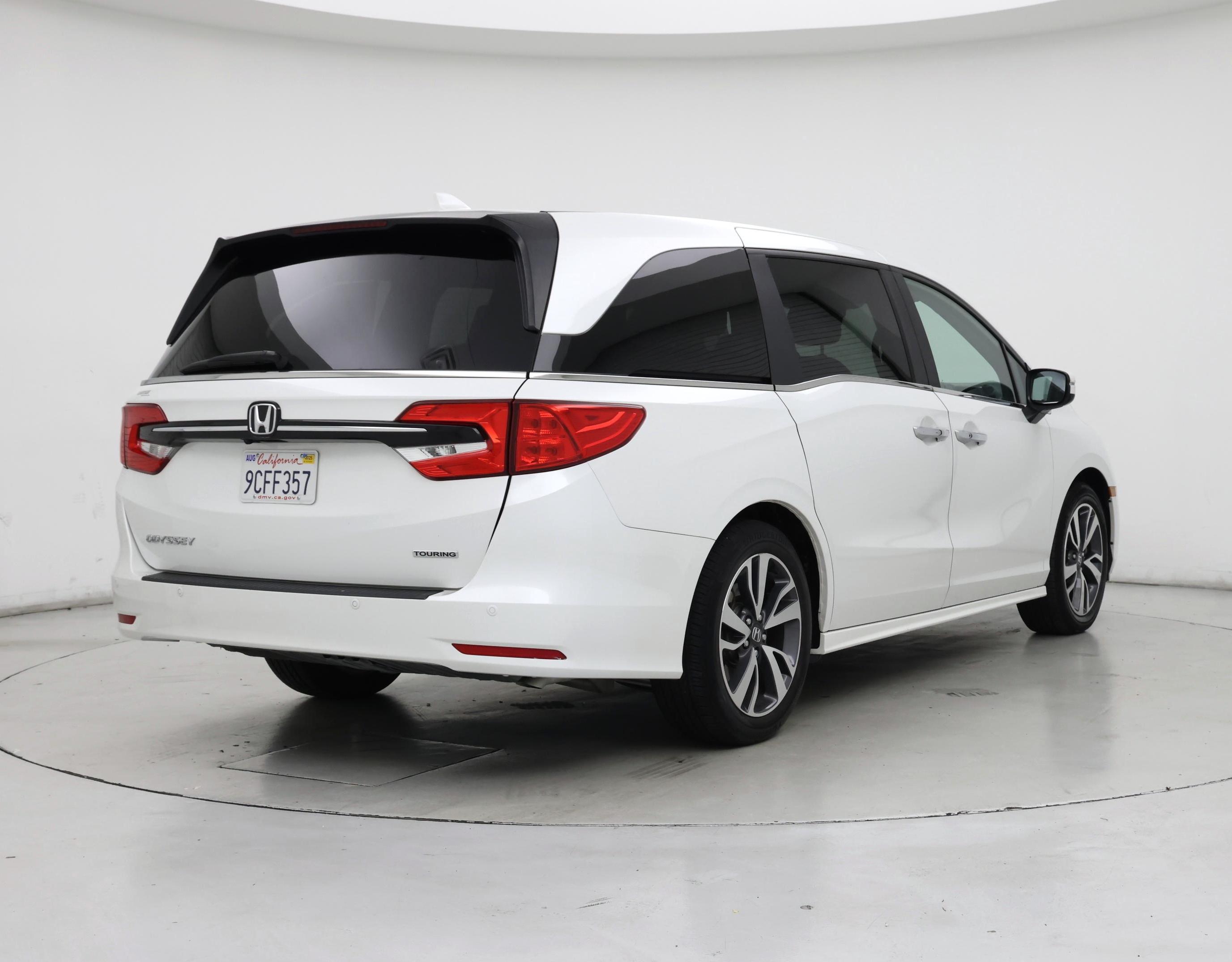 Thumbnail: 2023 Honda Odyssey - 8