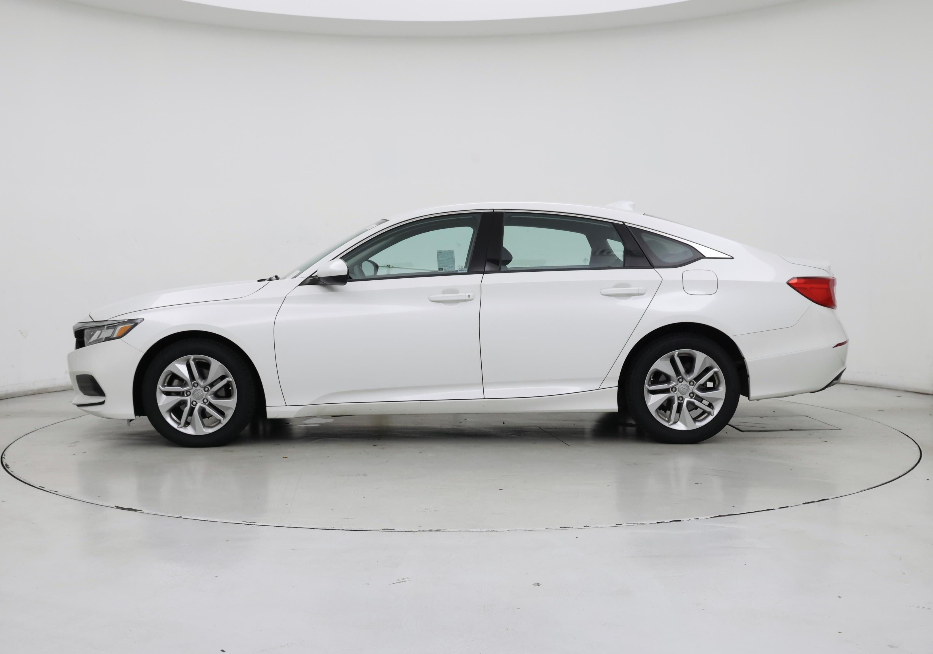Thumbnail: 2019 Honda Accord - 3