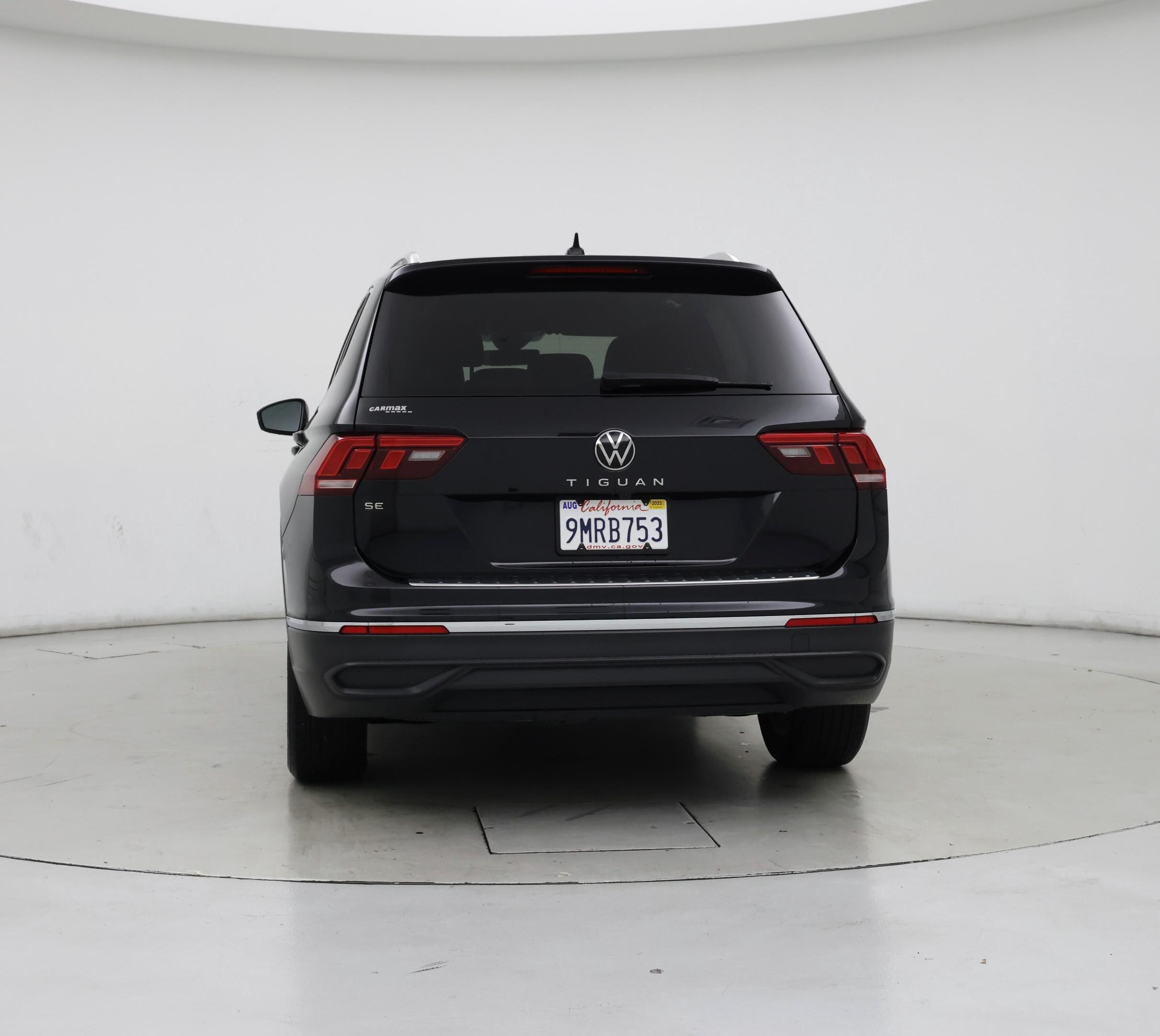 Thumbnail: 2022 Volkswagen Tiguan - 6
