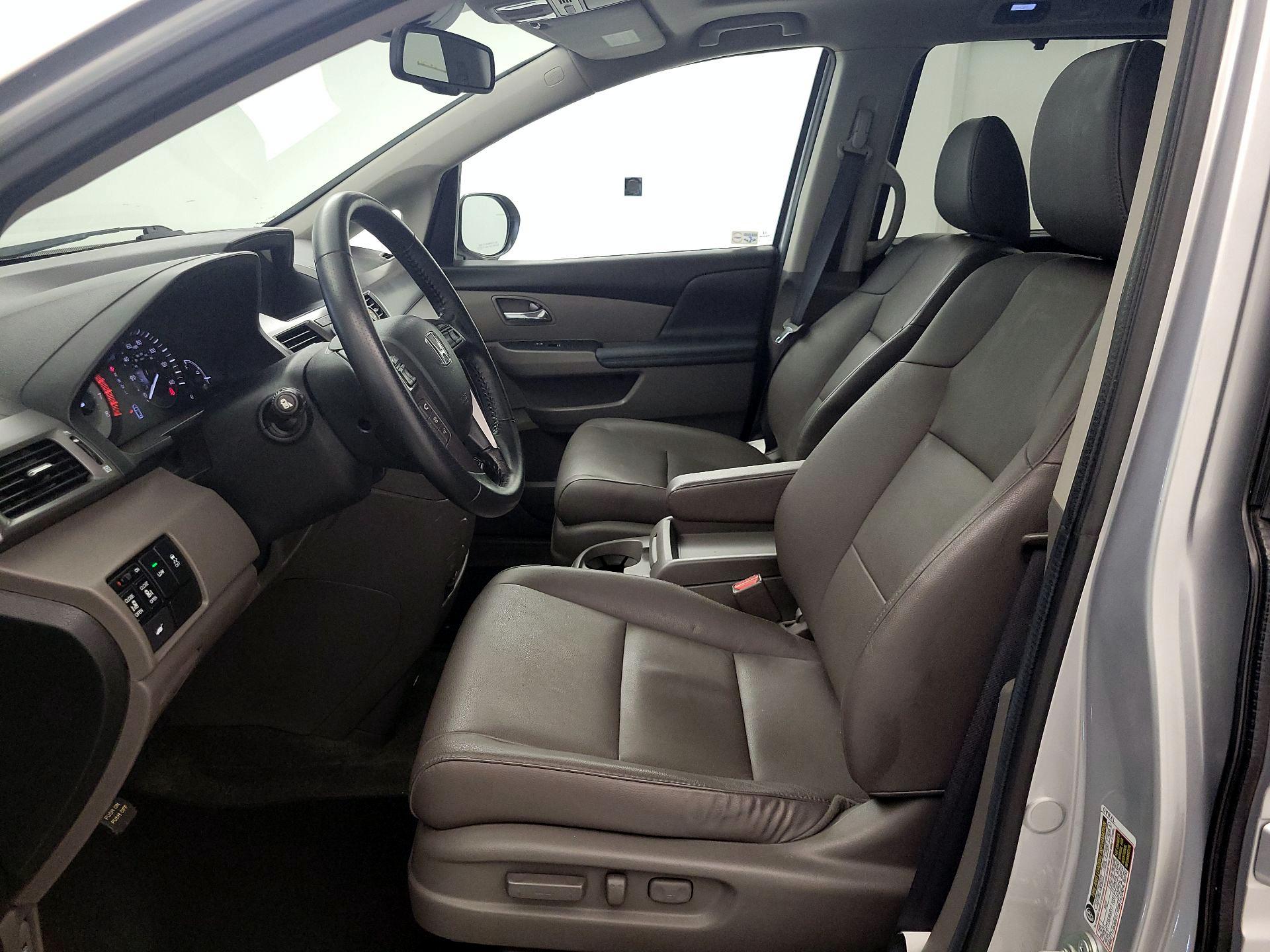 Thumbnail: 2014 Honda Odyssey - 11