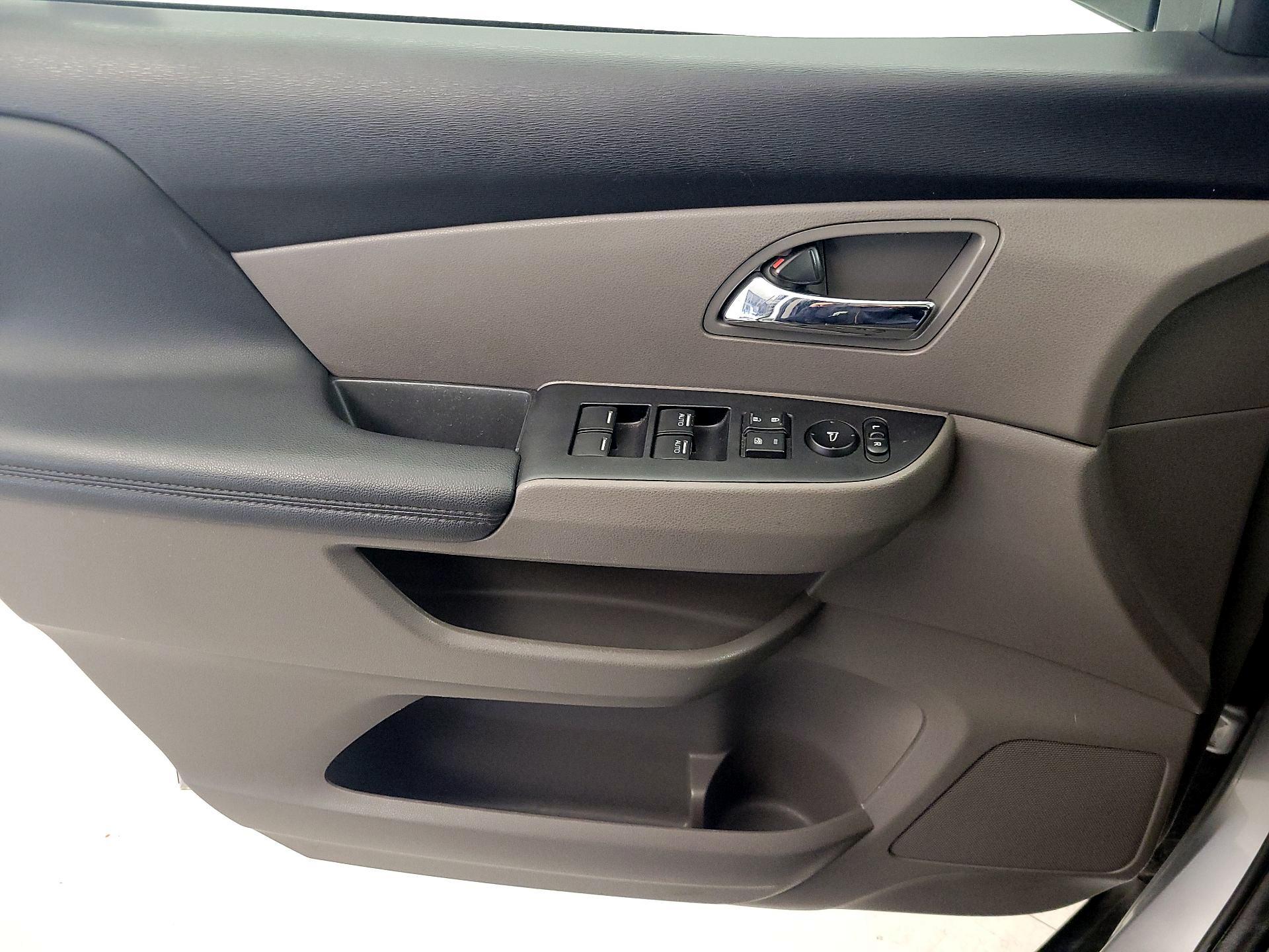 Thumbnail: 2014 Honda Odyssey - 12