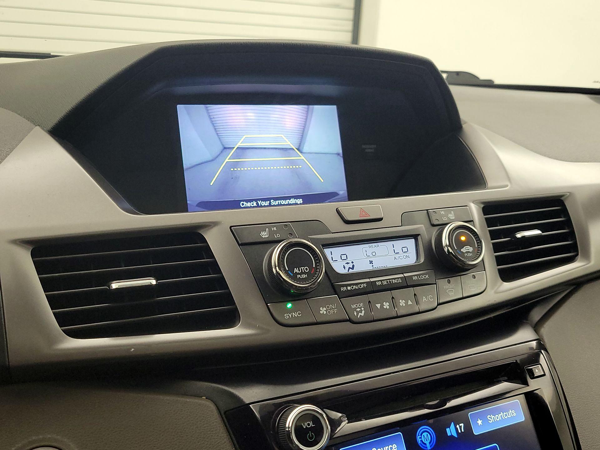 Thumbnail: 2014 Honda Odyssey - 14