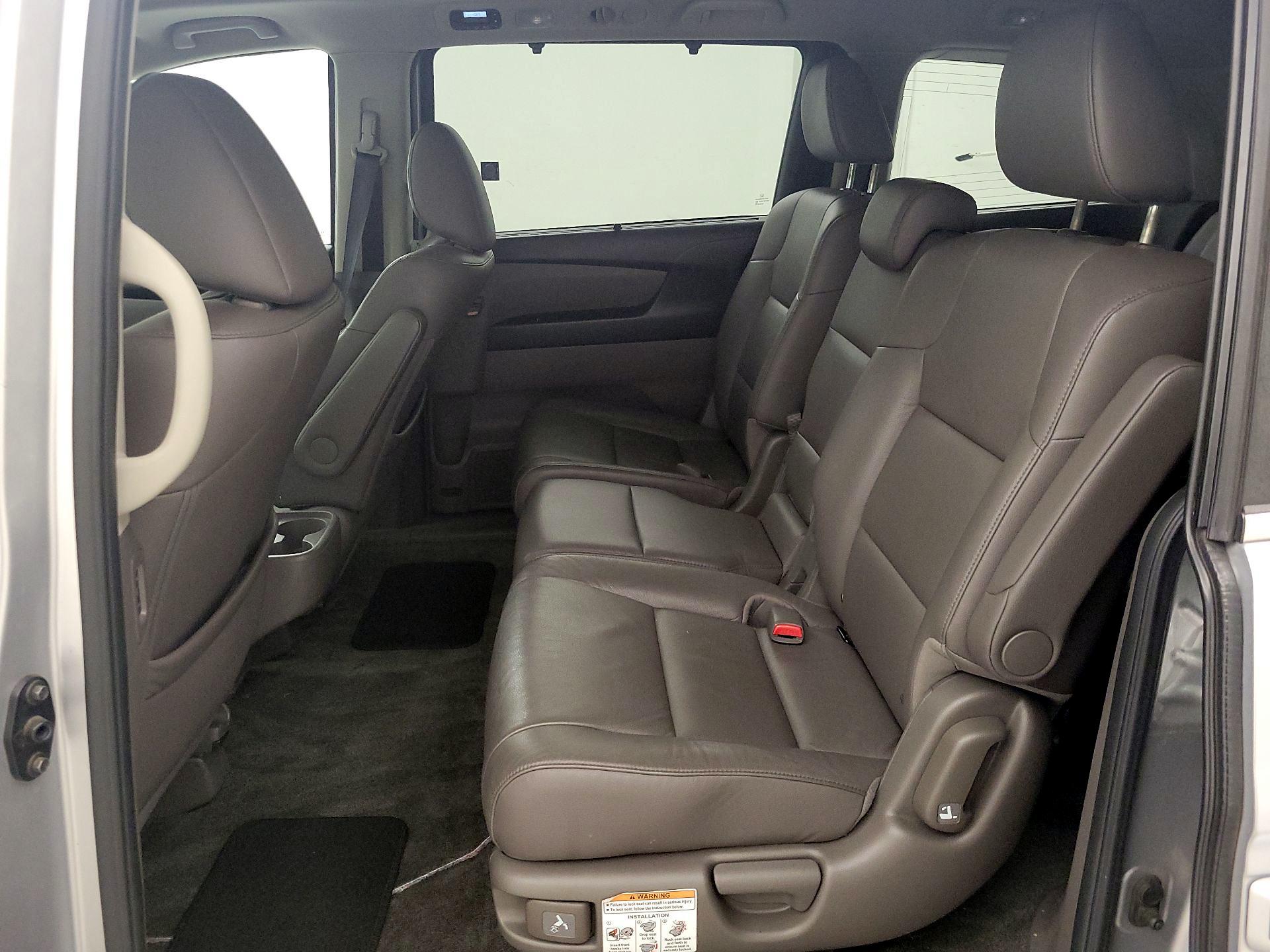 Thumbnail: 2014 Honda Odyssey - 20