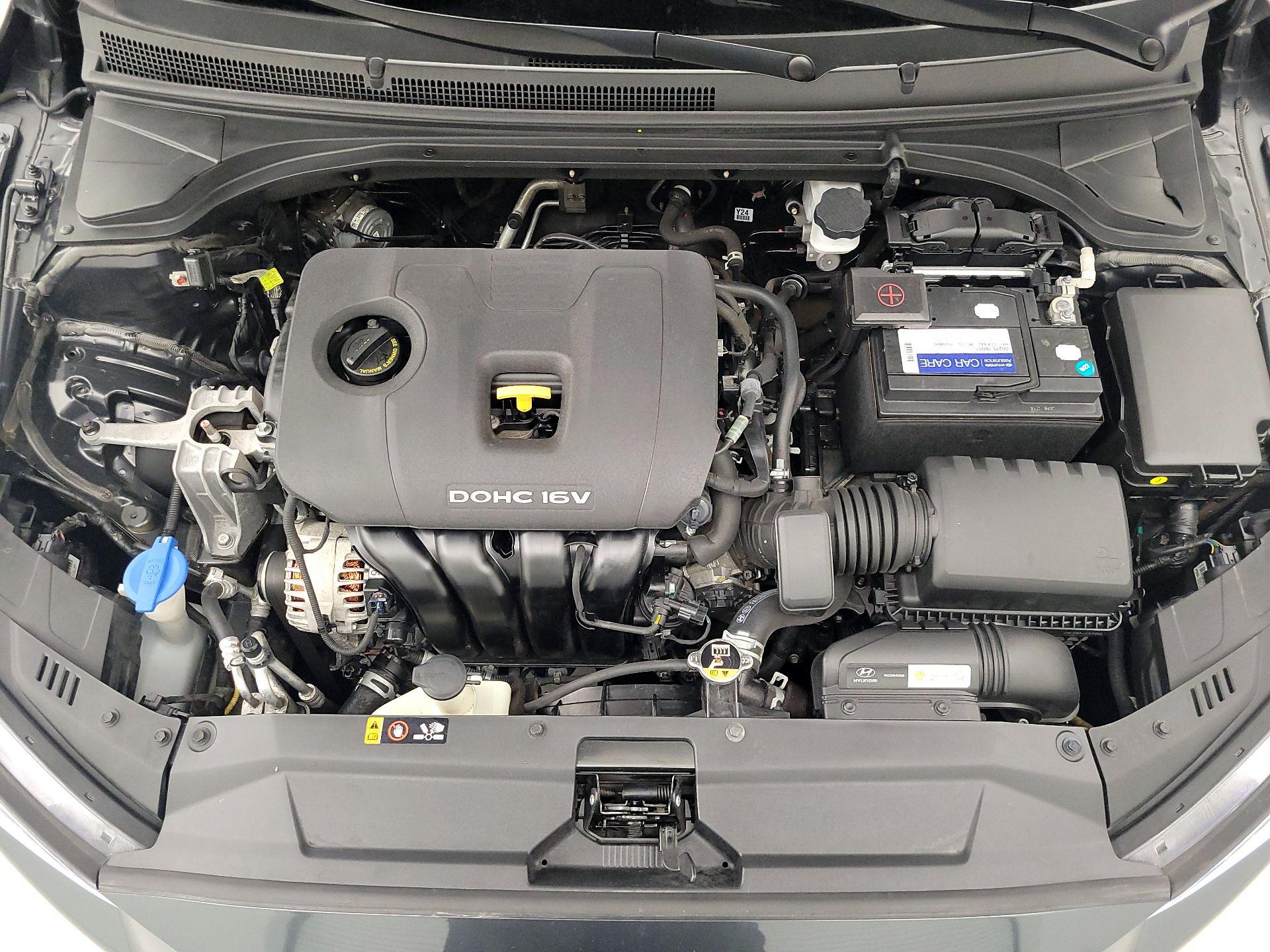 Thumbnail: 2019 Hyundai Veloster - 19