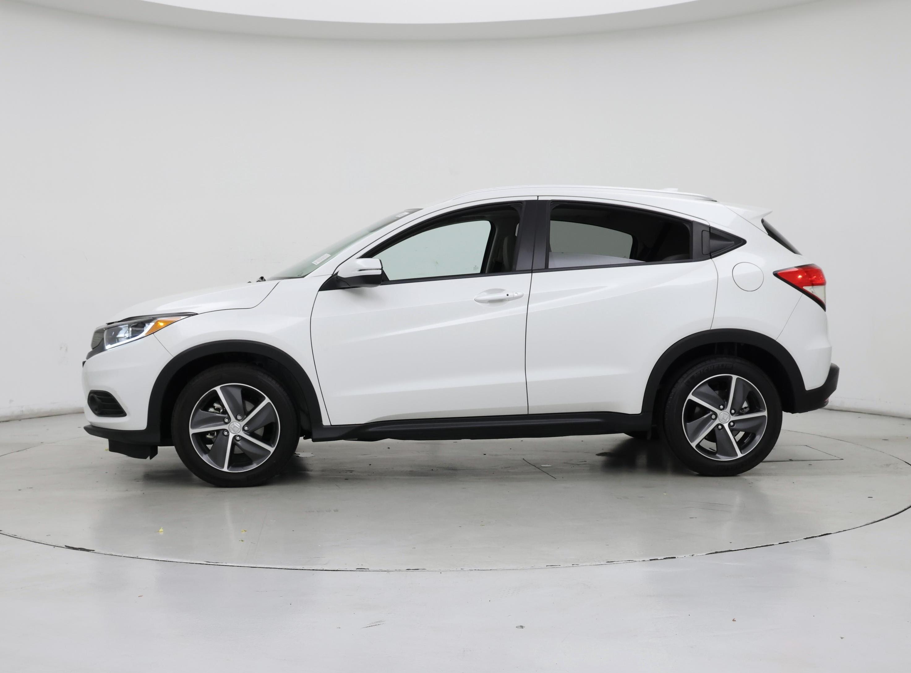 Thumbnail: 2021 Honda HR-V - 3