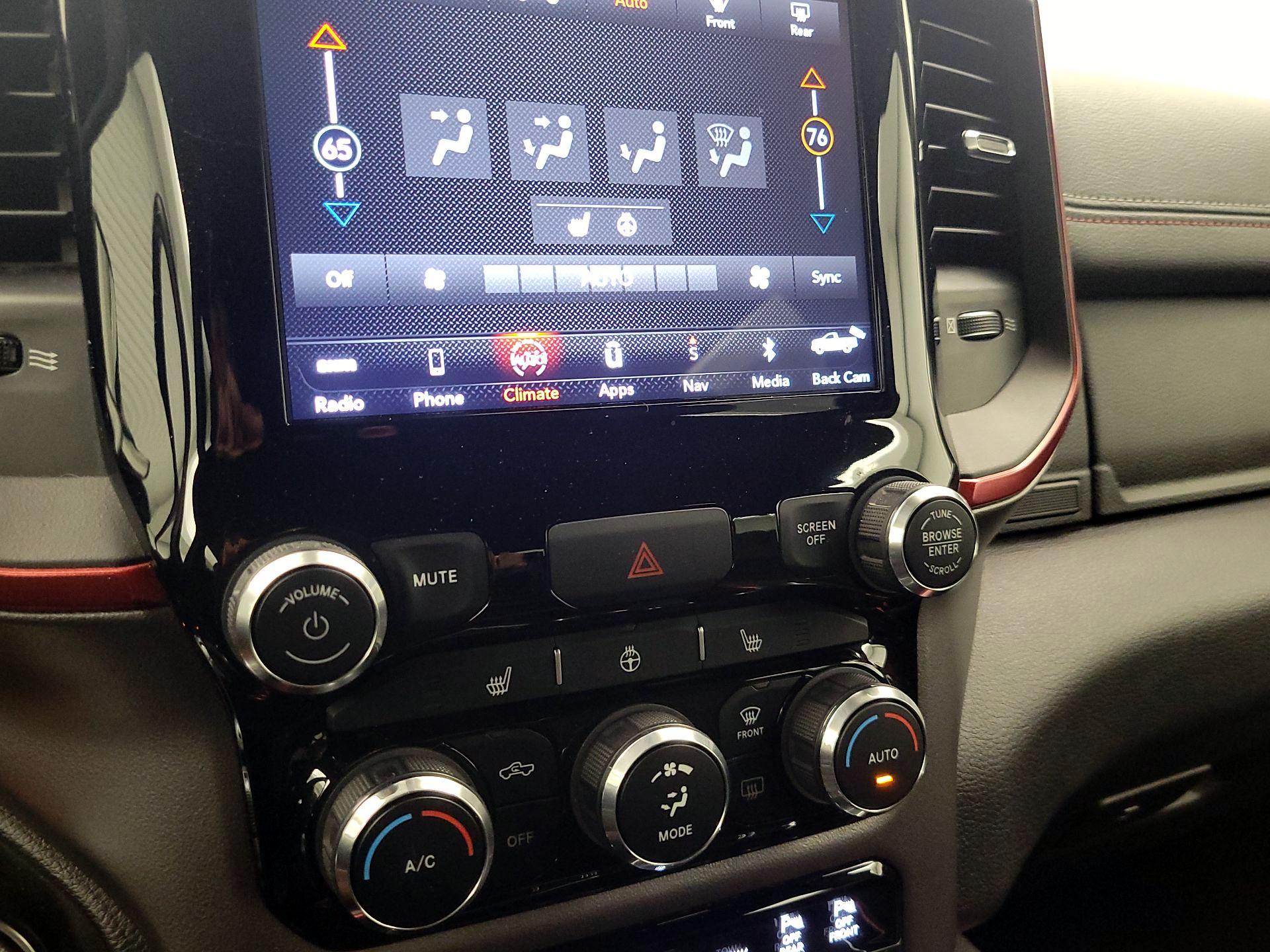 Thumbnail: 2019 RAM 1500 - 17