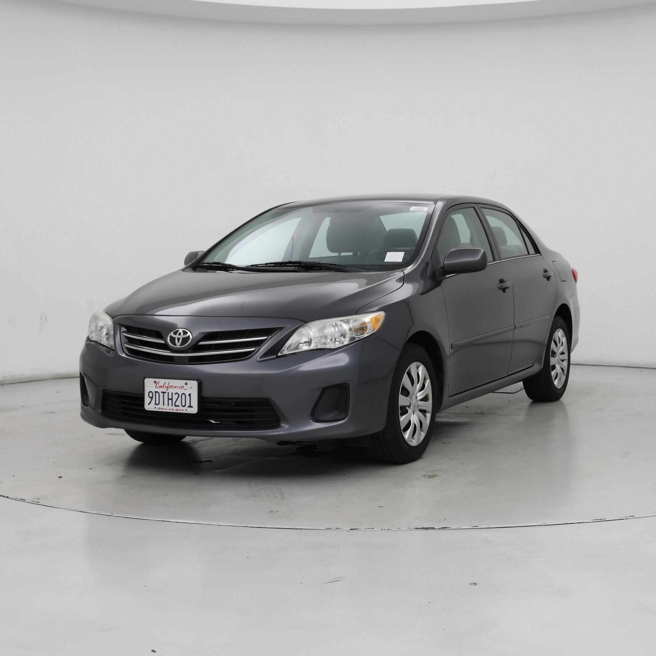 Thumbnail: 2013 Toyota Corolla - 4