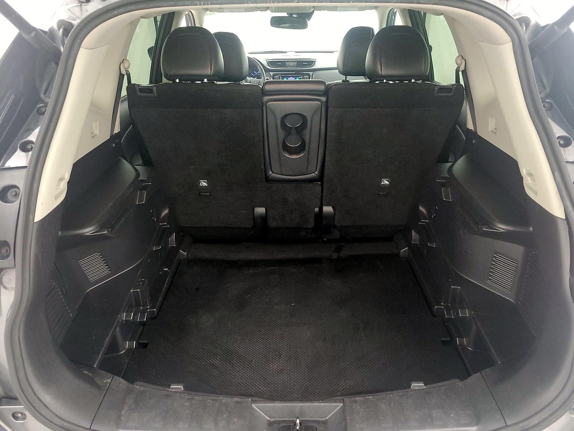 Thumbnail: 2018 Nissan Rogue - 20