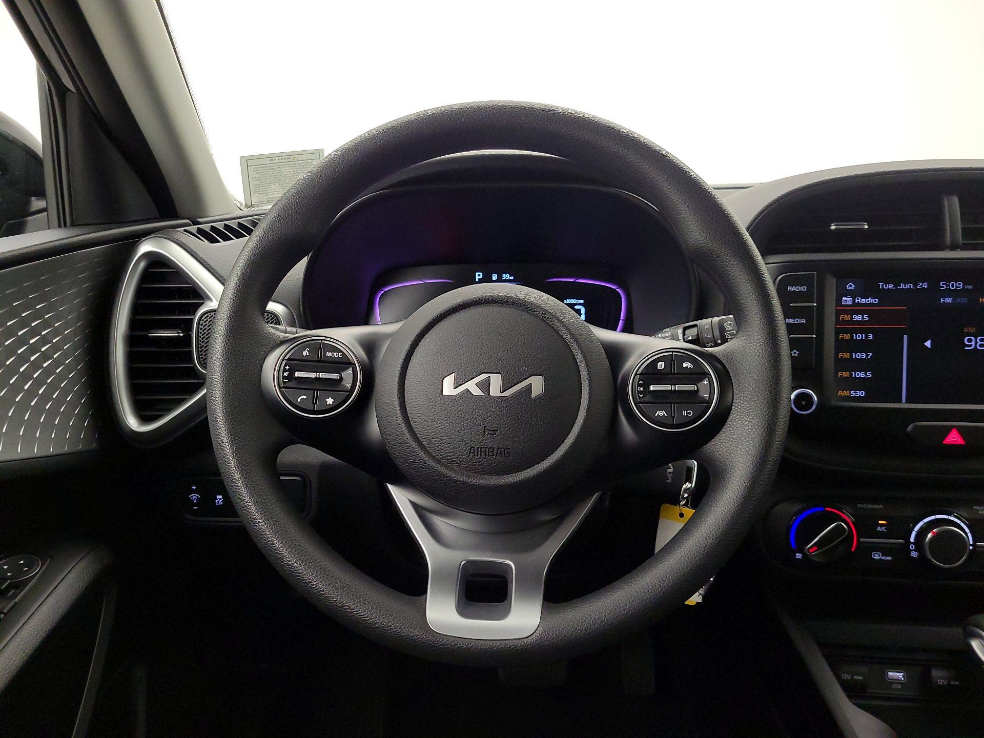 Thumbnail: 2023 Kia Soul - 10