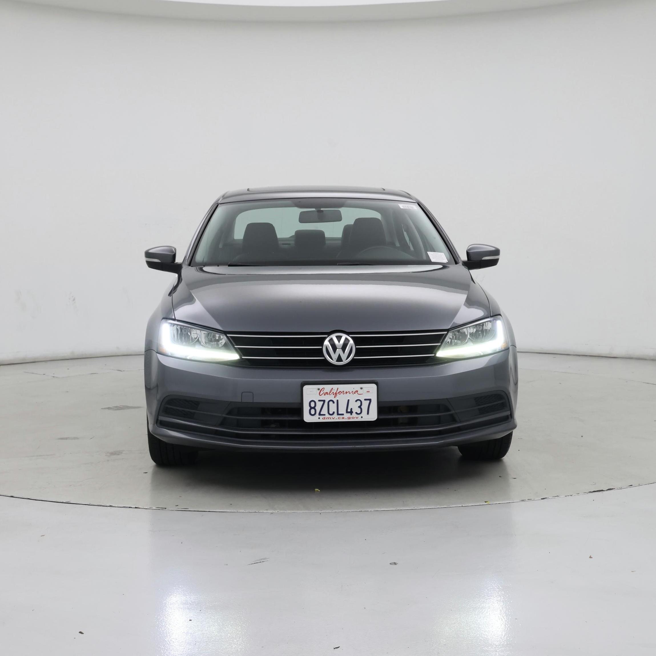 Thumbnail: 2017 Volkswagen Jetta - 5