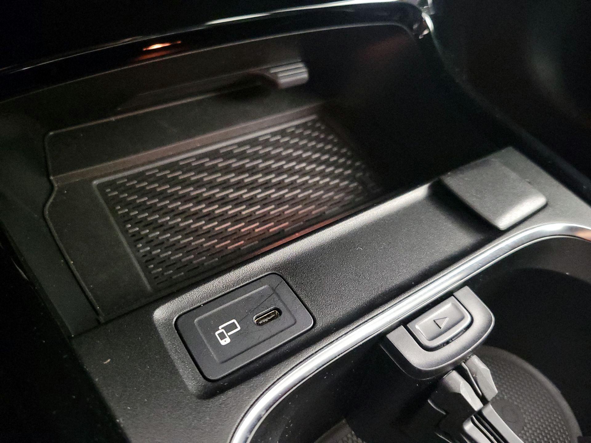 Thumbnail: 2020 Mercedes-Benz A-Class - 18