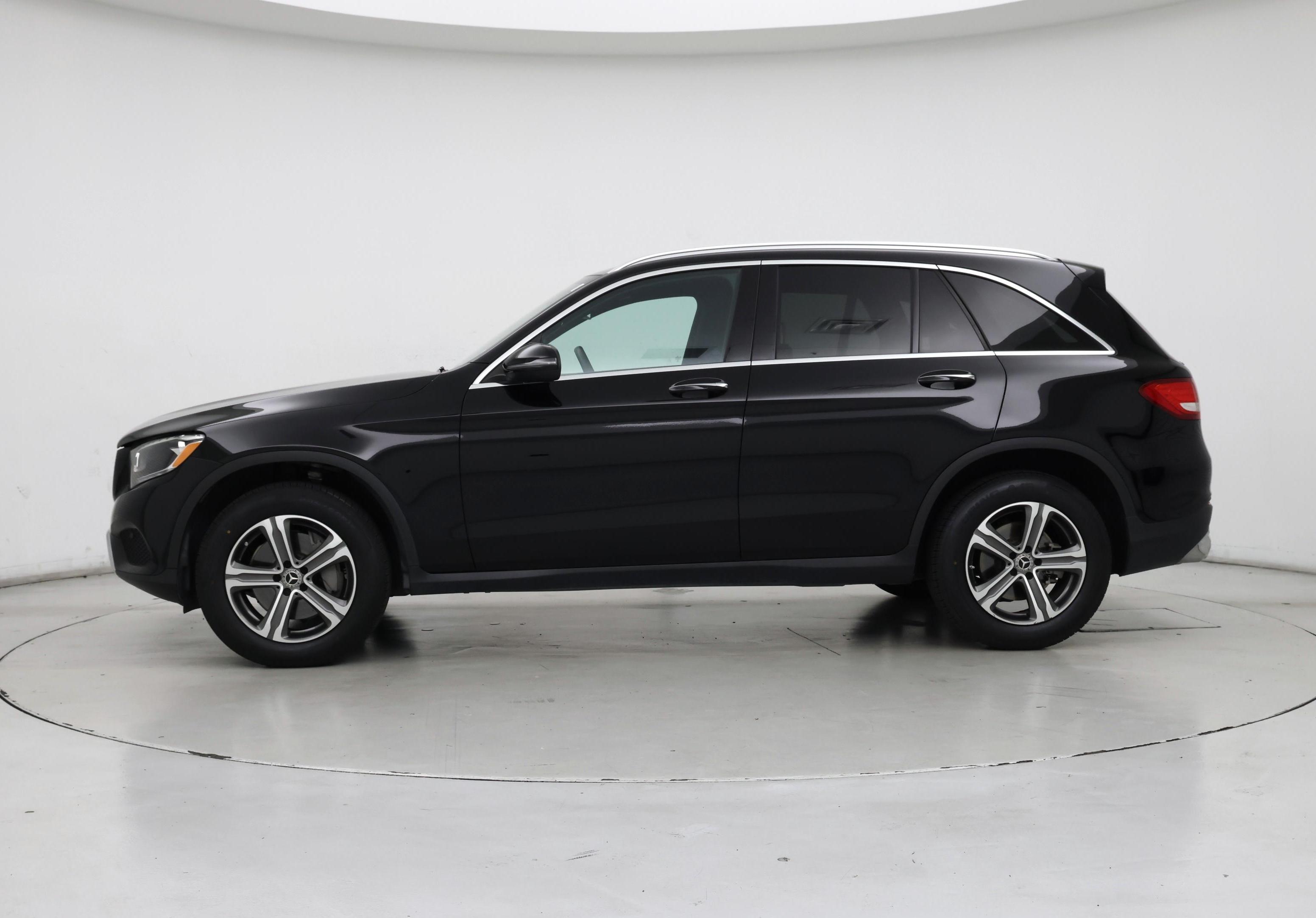 Thumbnail: 2019 Mercedes-Benz GLC - 3