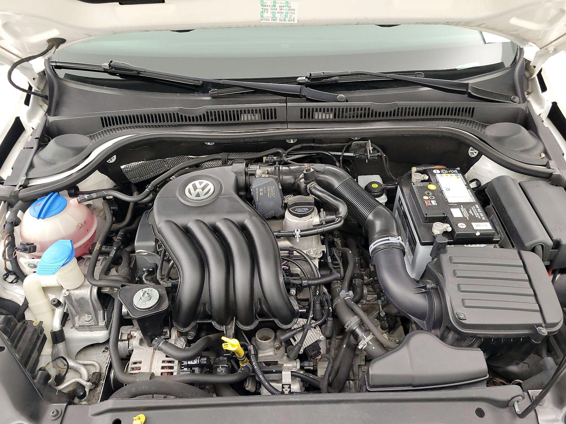 Thumbnail: 2014 Volkswagen Jetta - 20