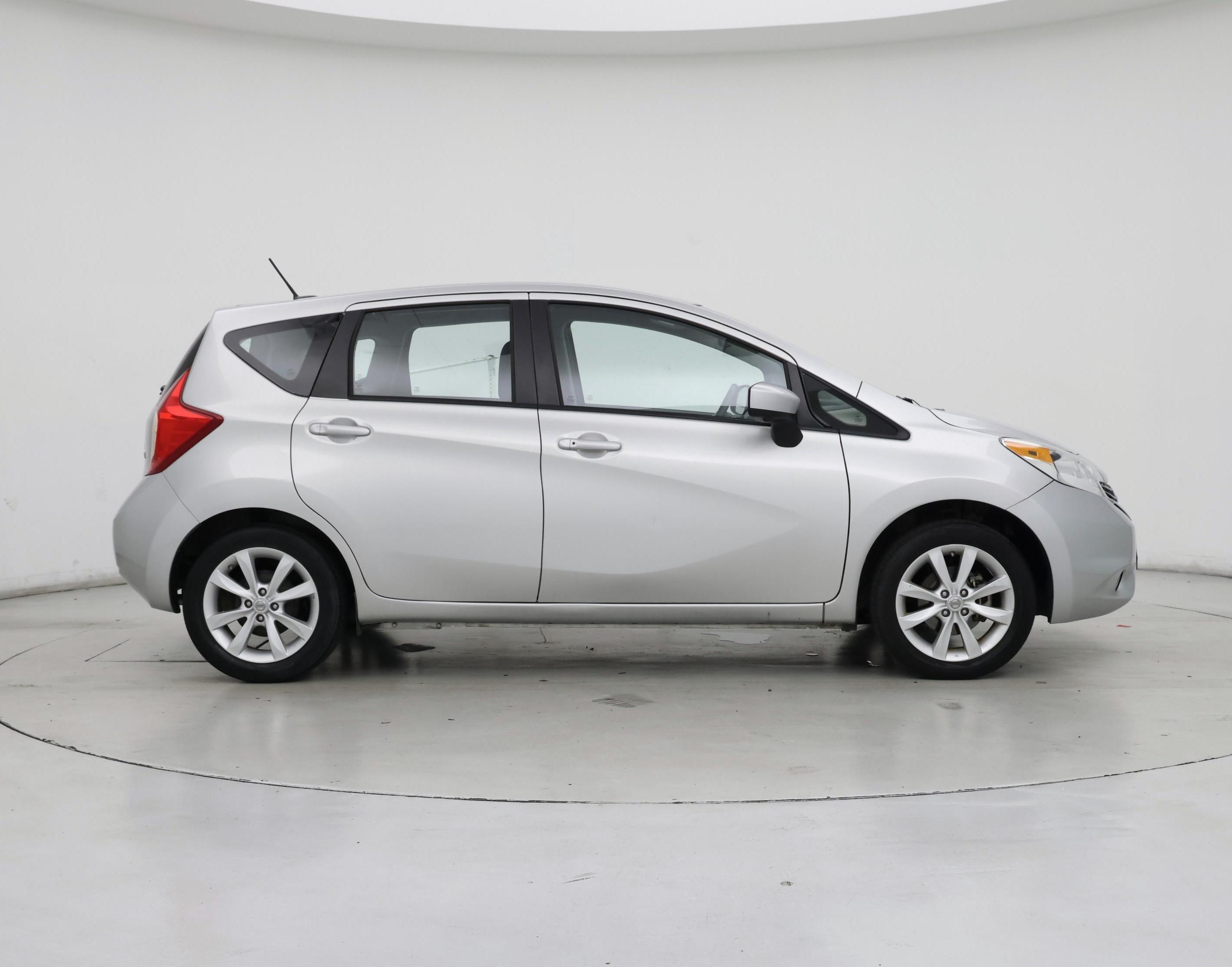 Thumbnail: 2015 Nissan Versa Note - 7