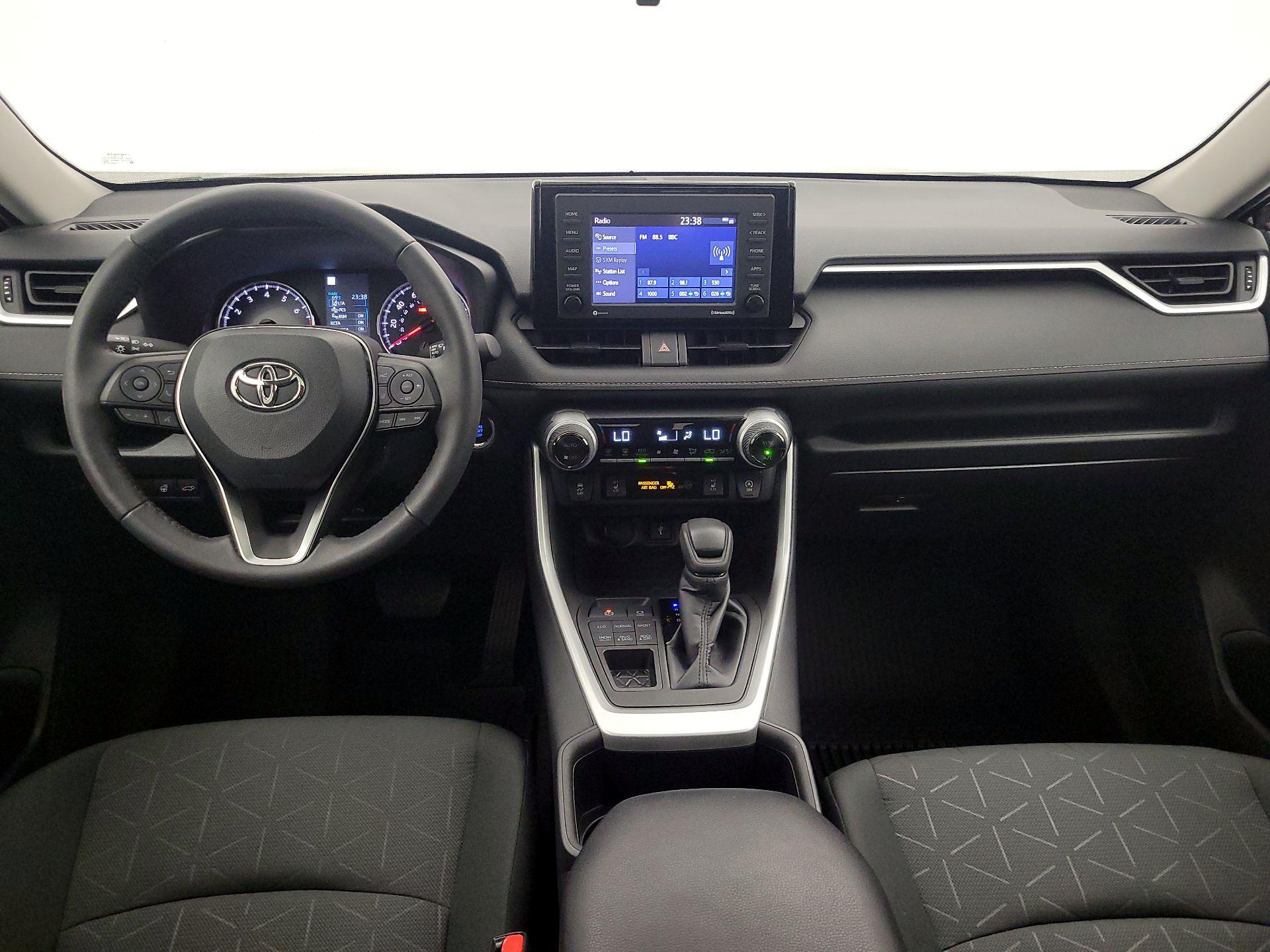Thumbnail: 2022 Toyota RAV4 - 9