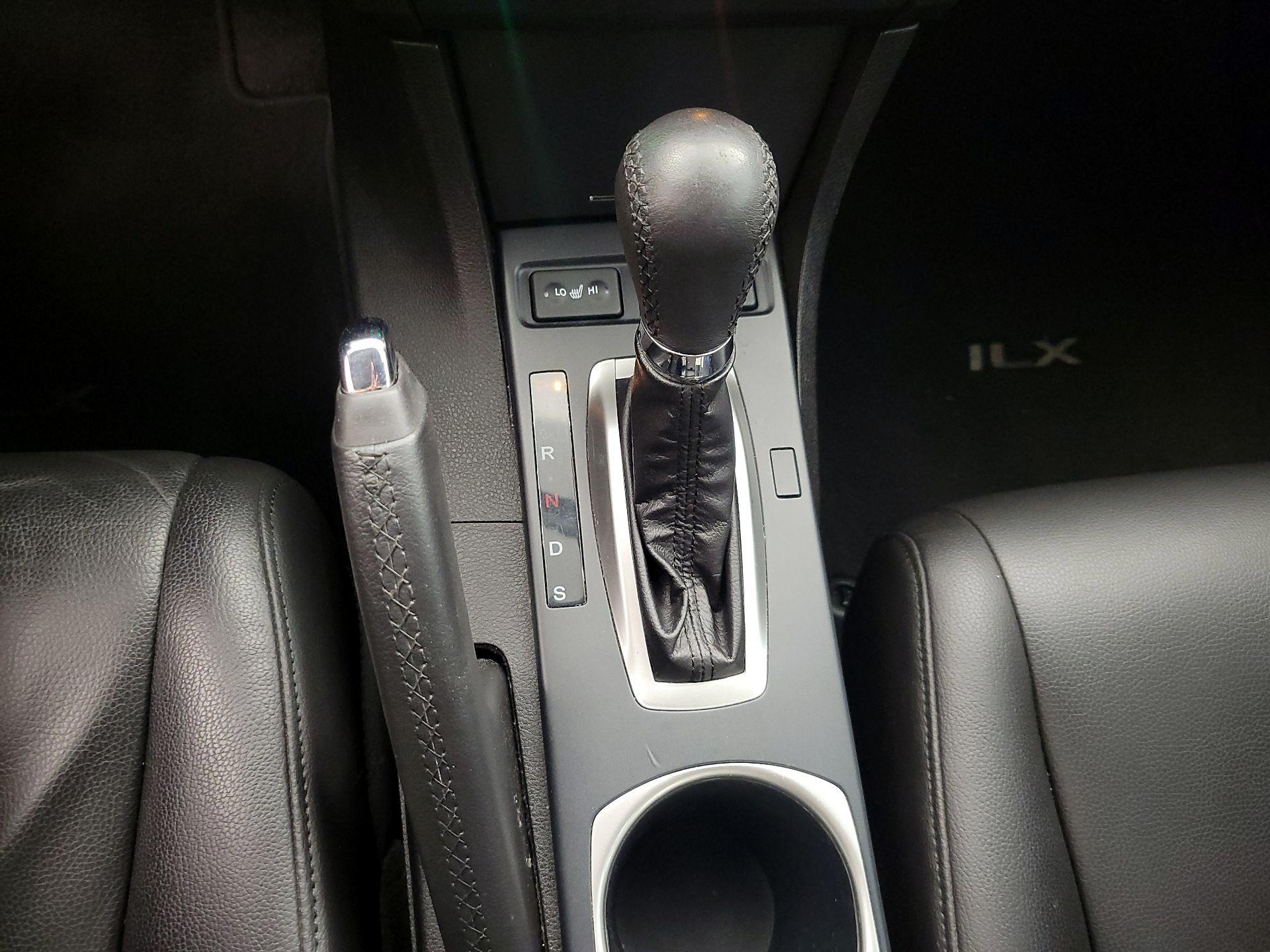 Thumbnail: 2016 Acura ILX - 17