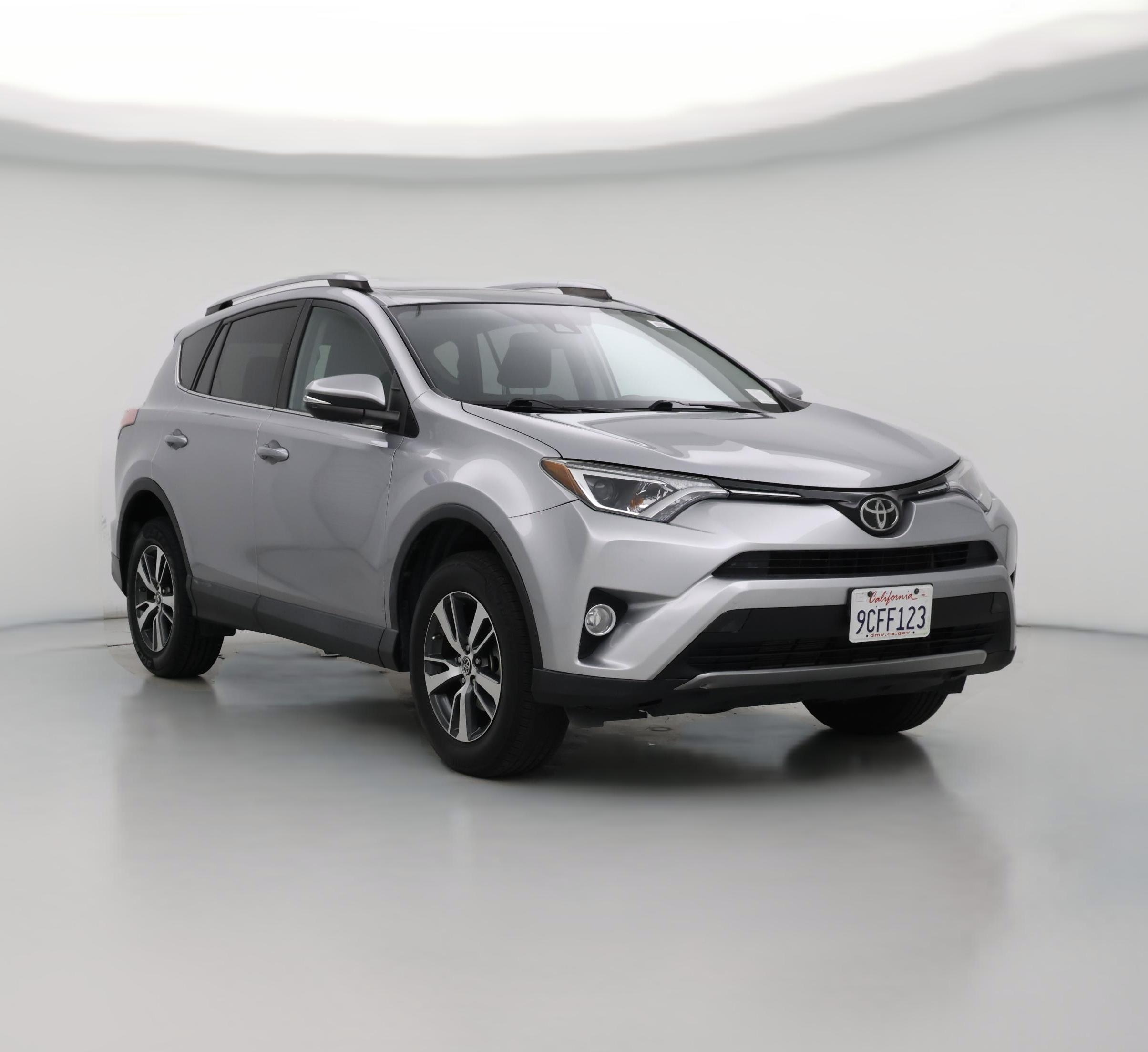 Thumbnail: 2018 Toyota RAV4 - 1