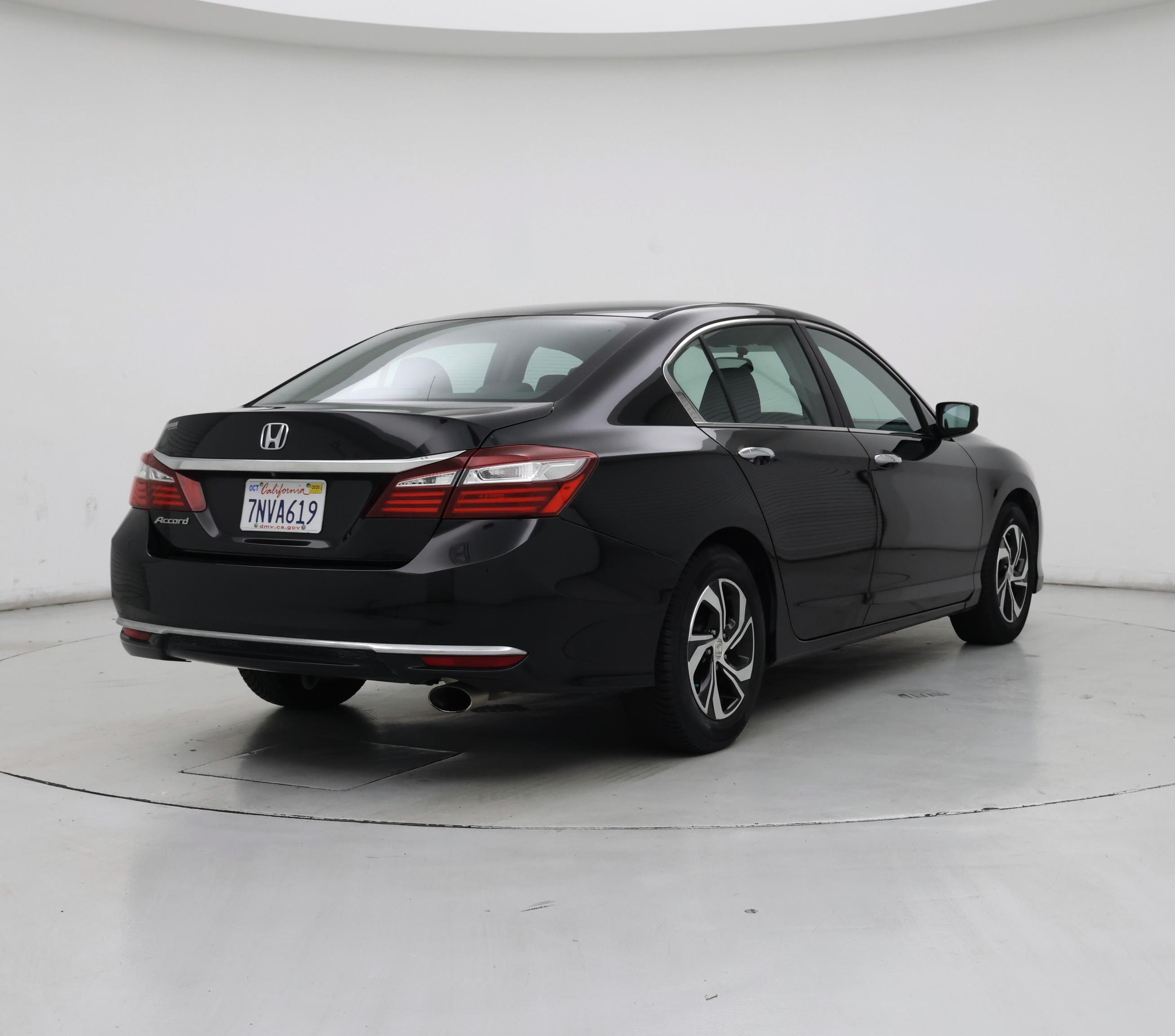 Thumbnail: 2016 Honda Accord - 8