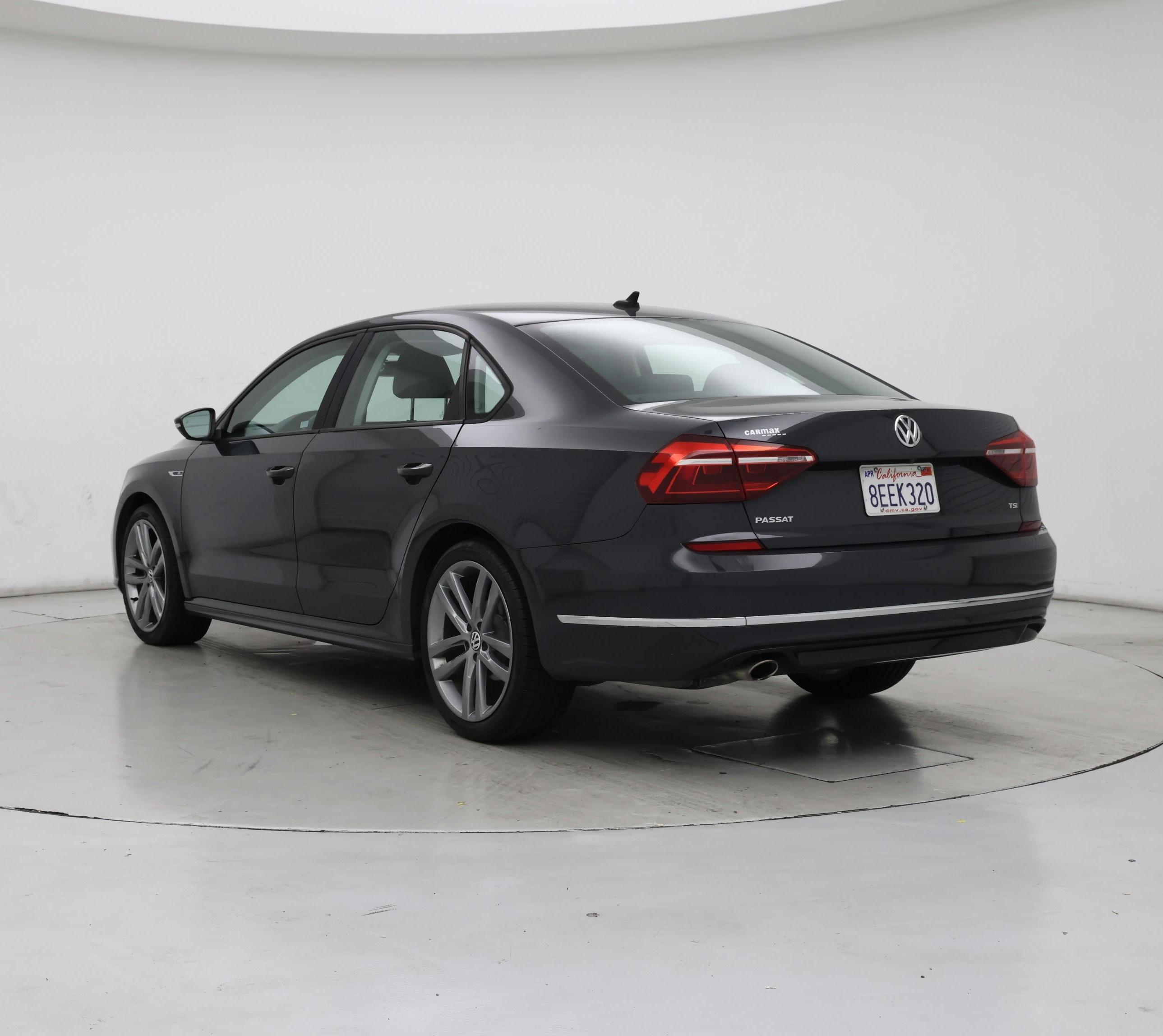 Thumbnail: 2018 Volkswagen Passat - 2