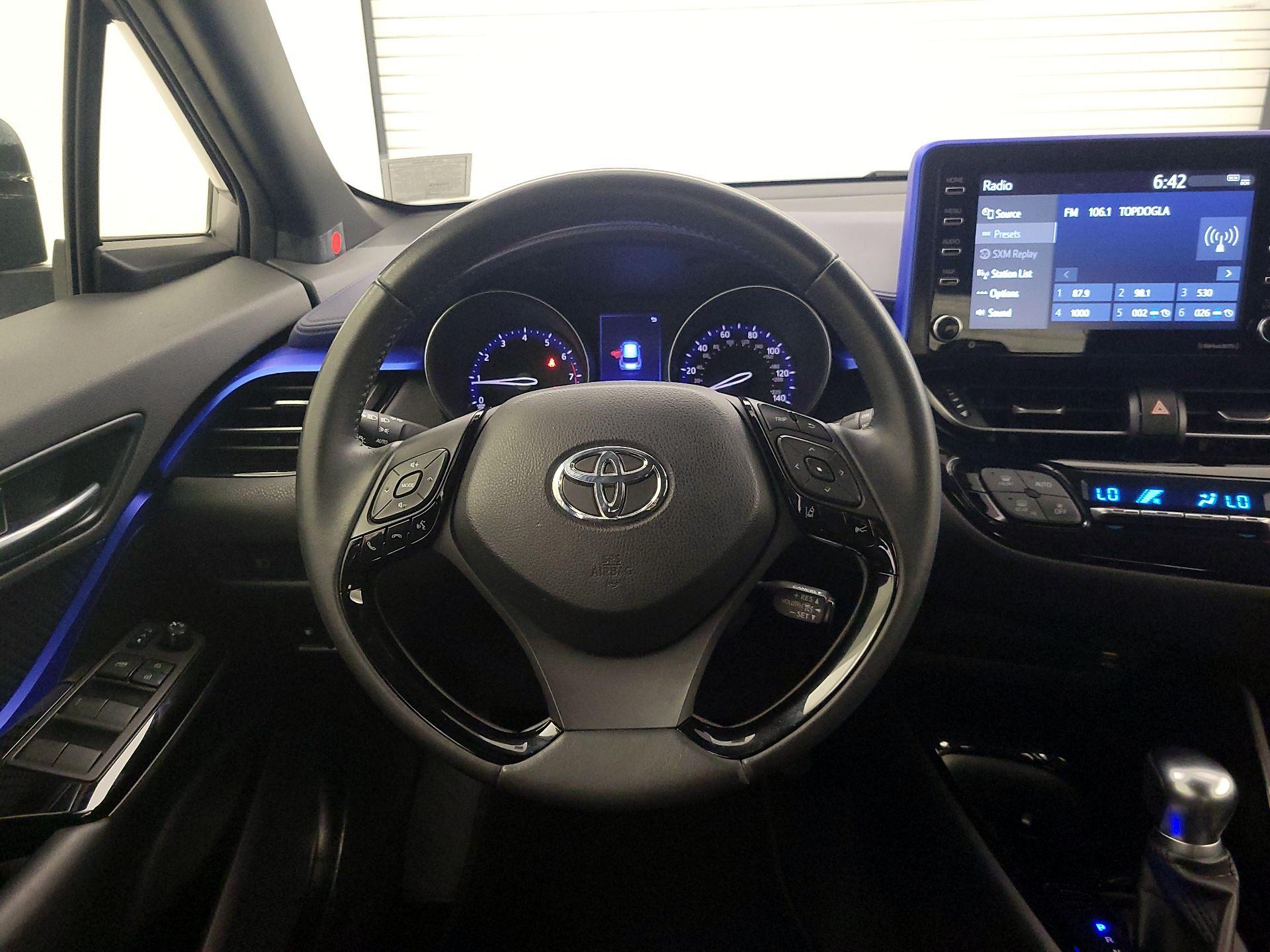 Thumbnail: 2020 Toyota C-HR - 10