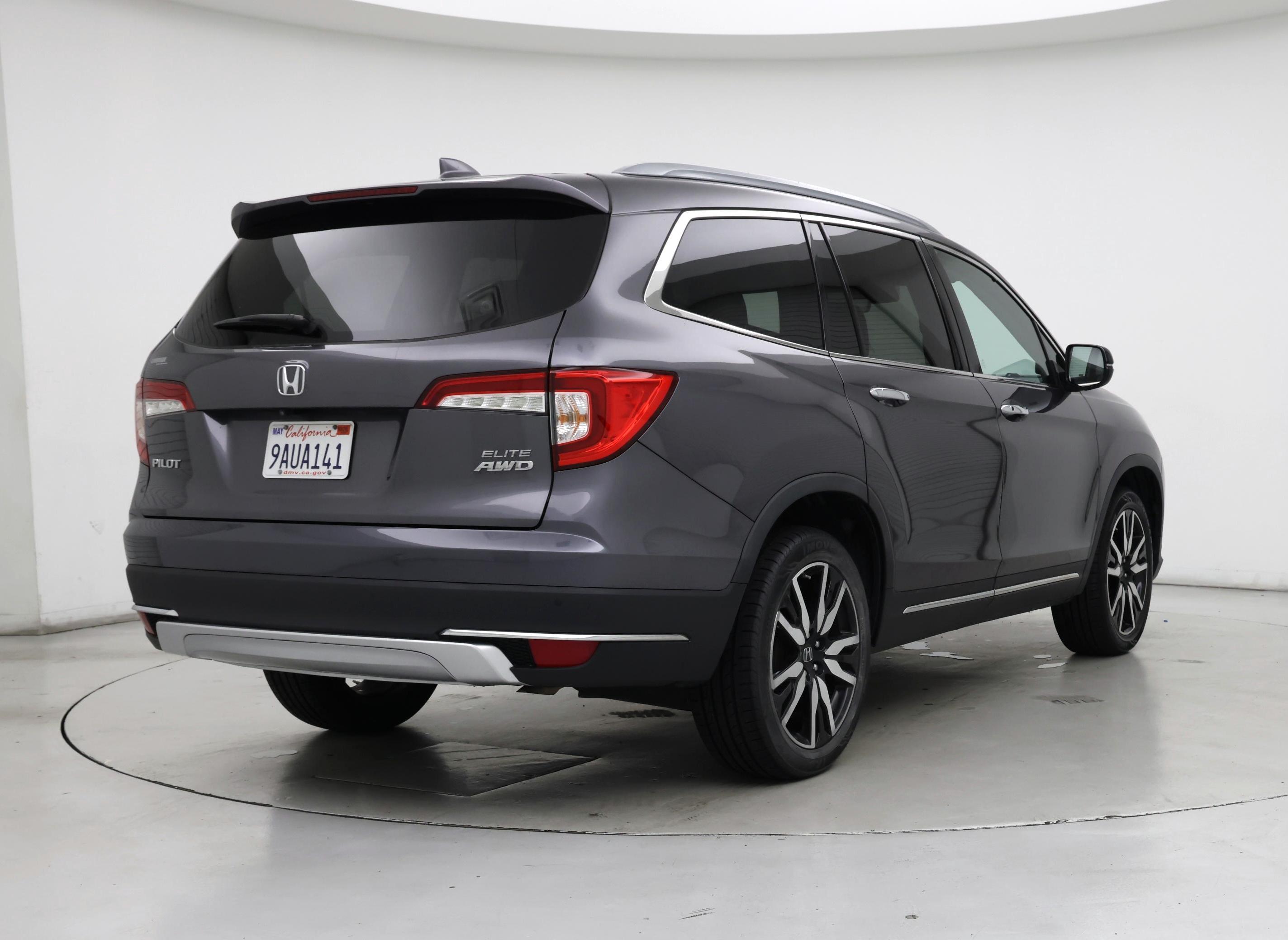 Thumbnail: 2019 Honda Pilot - 8