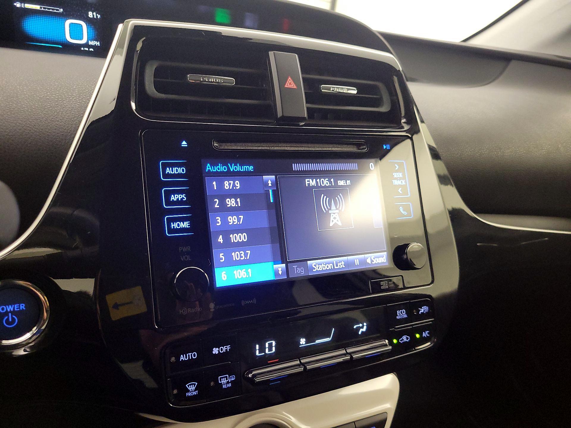 Thumbnail: 2018 Toyota Prius - 14