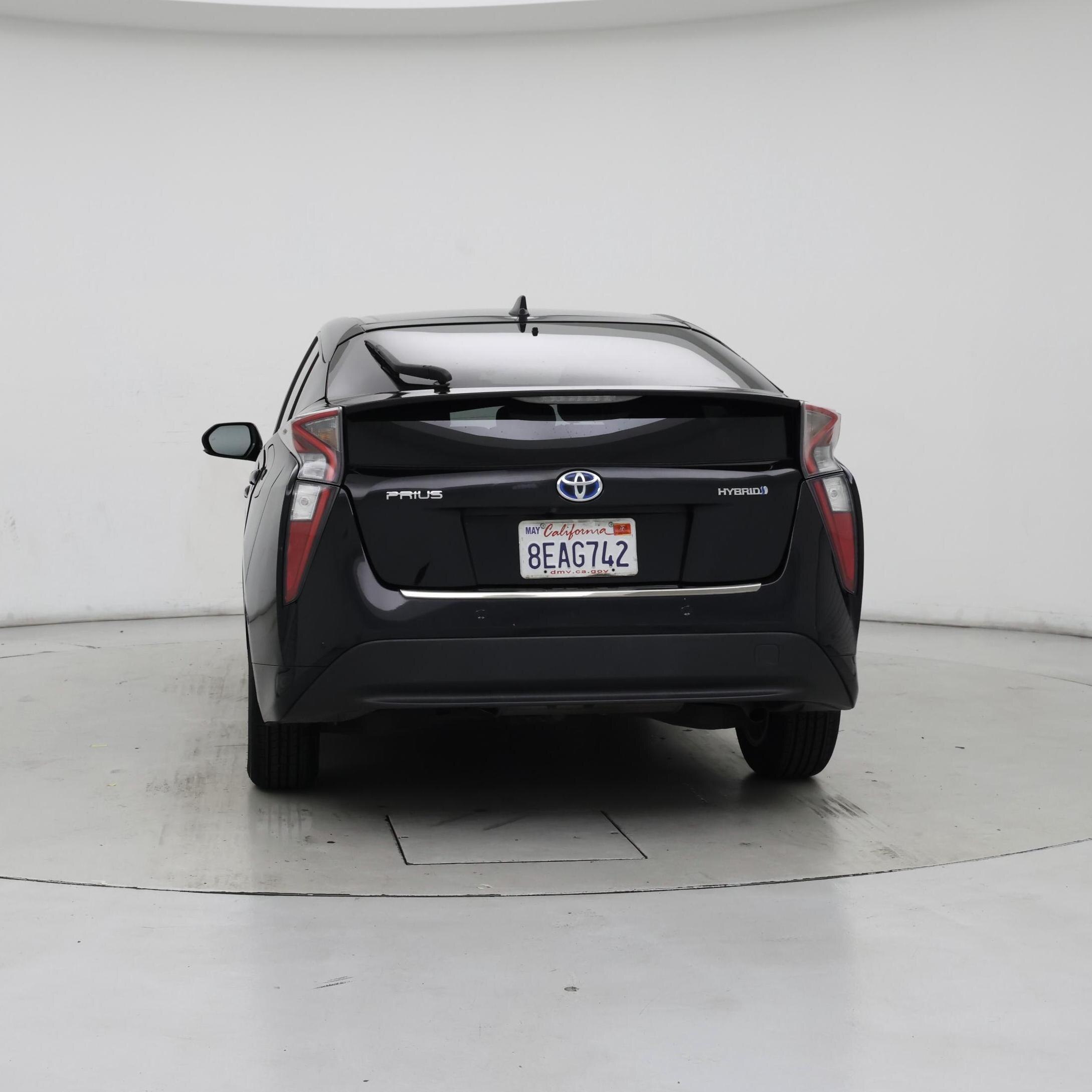 Thumbnail: 2018 Toyota Prius - 6