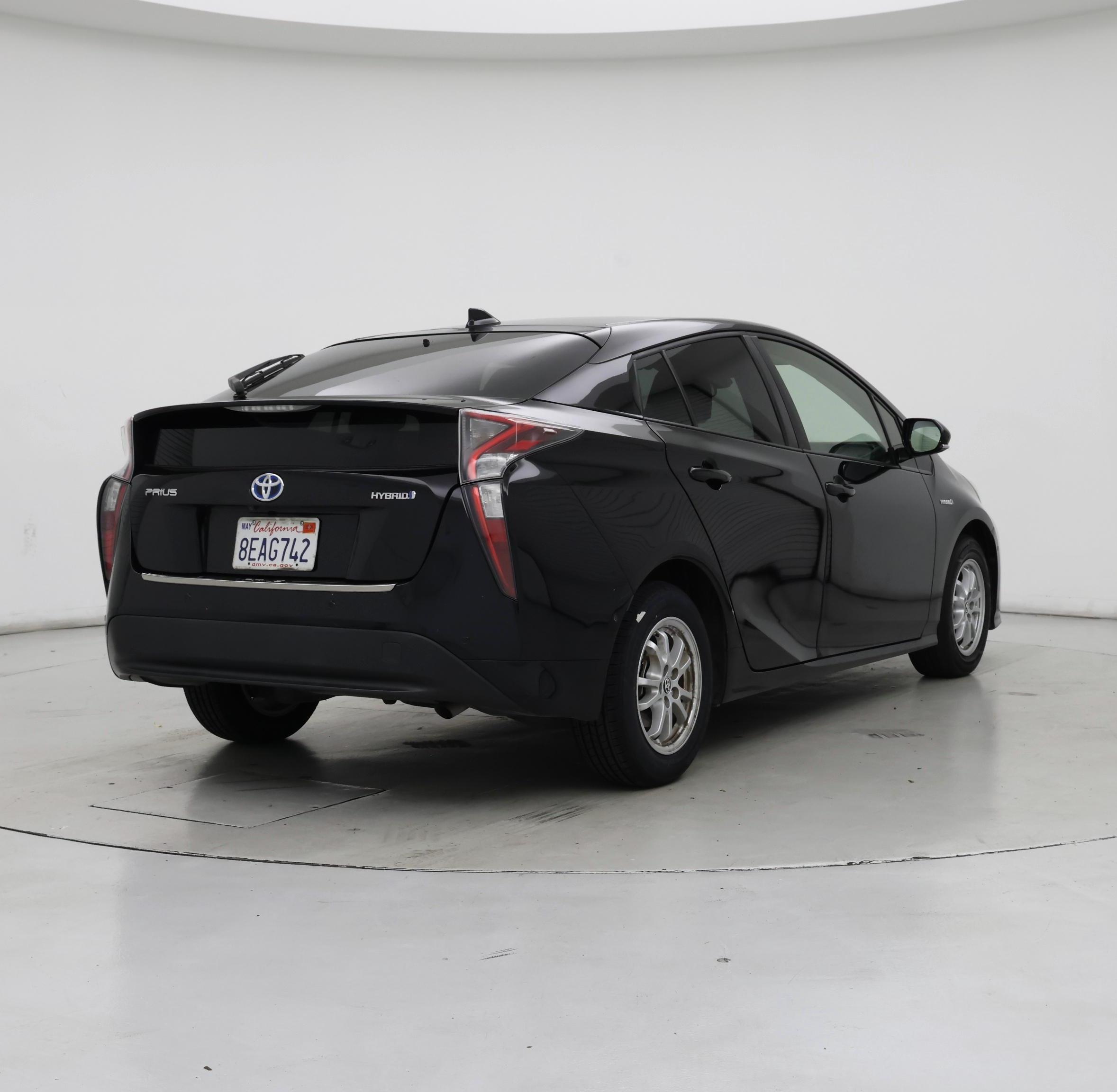 Thumbnail: 2018 Toyota Prius - 8