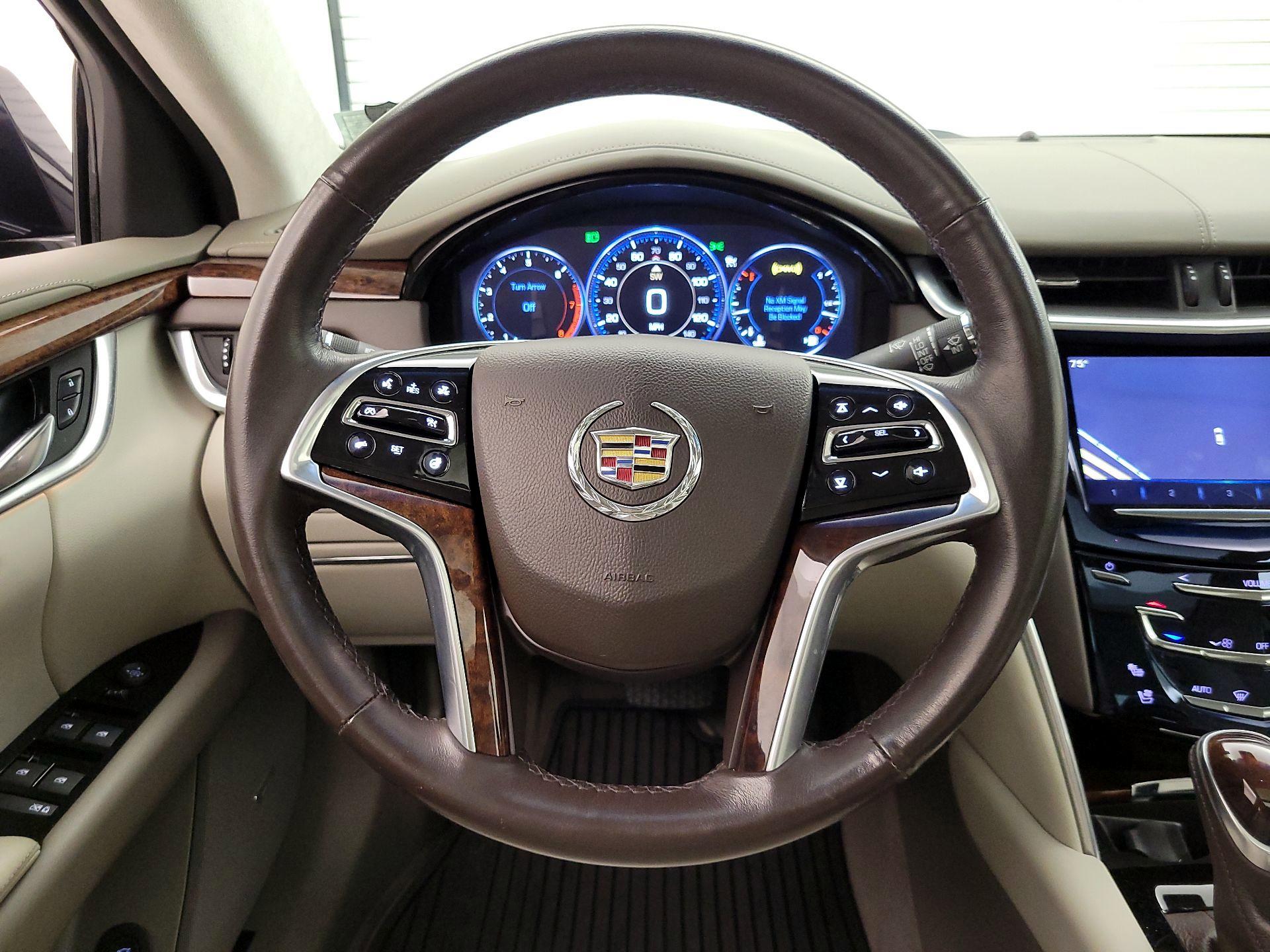 Thumbnail: 2014 Cadillac XTS - 10