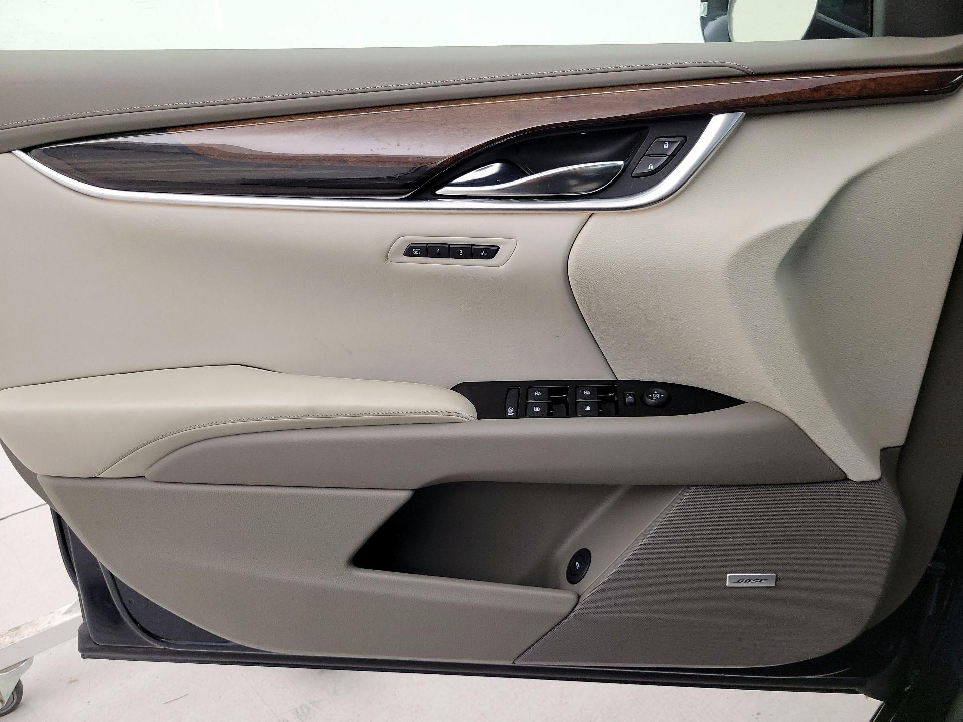 Thumbnail: 2014 Cadillac XTS - 12