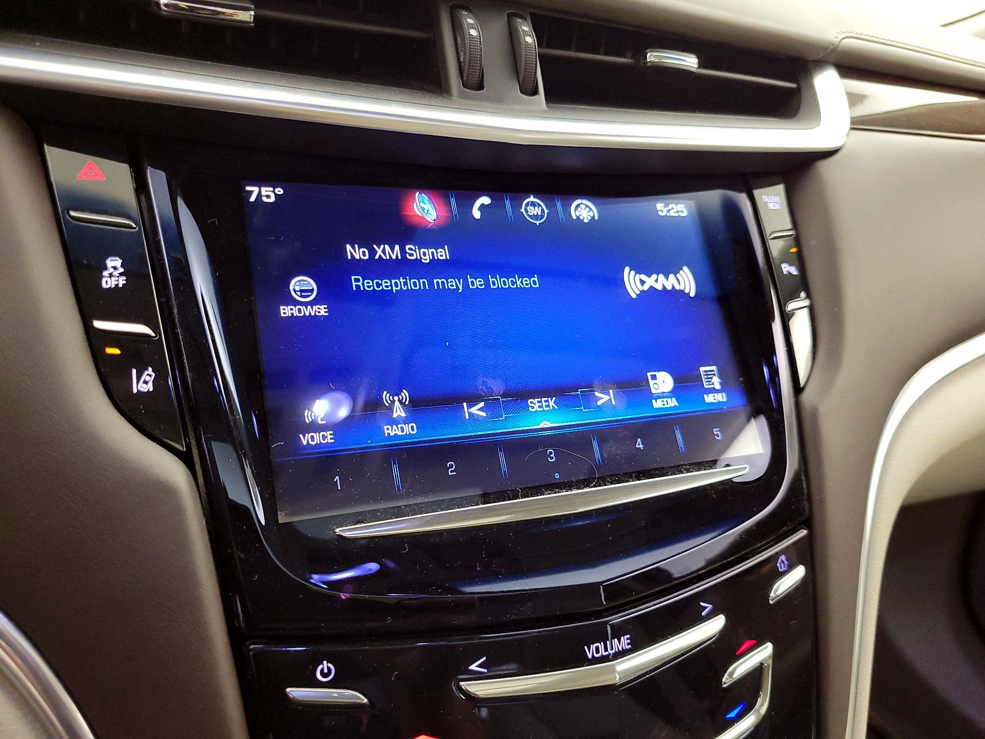 Thumbnail: 2014 Cadillac XTS - 16