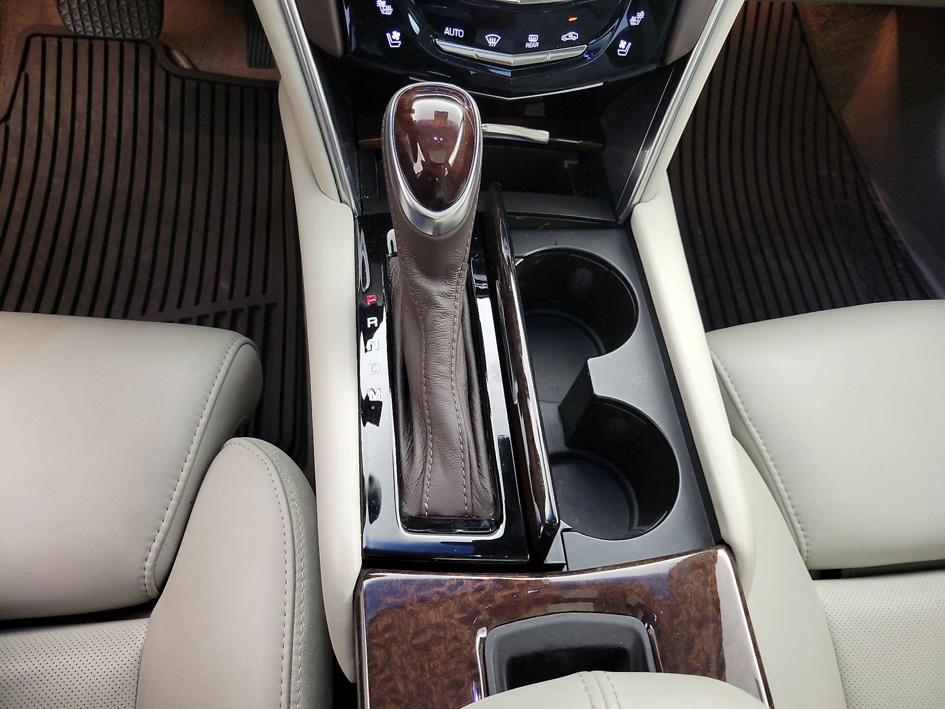 Thumbnail: 2014 Cadillac XTS - 18
