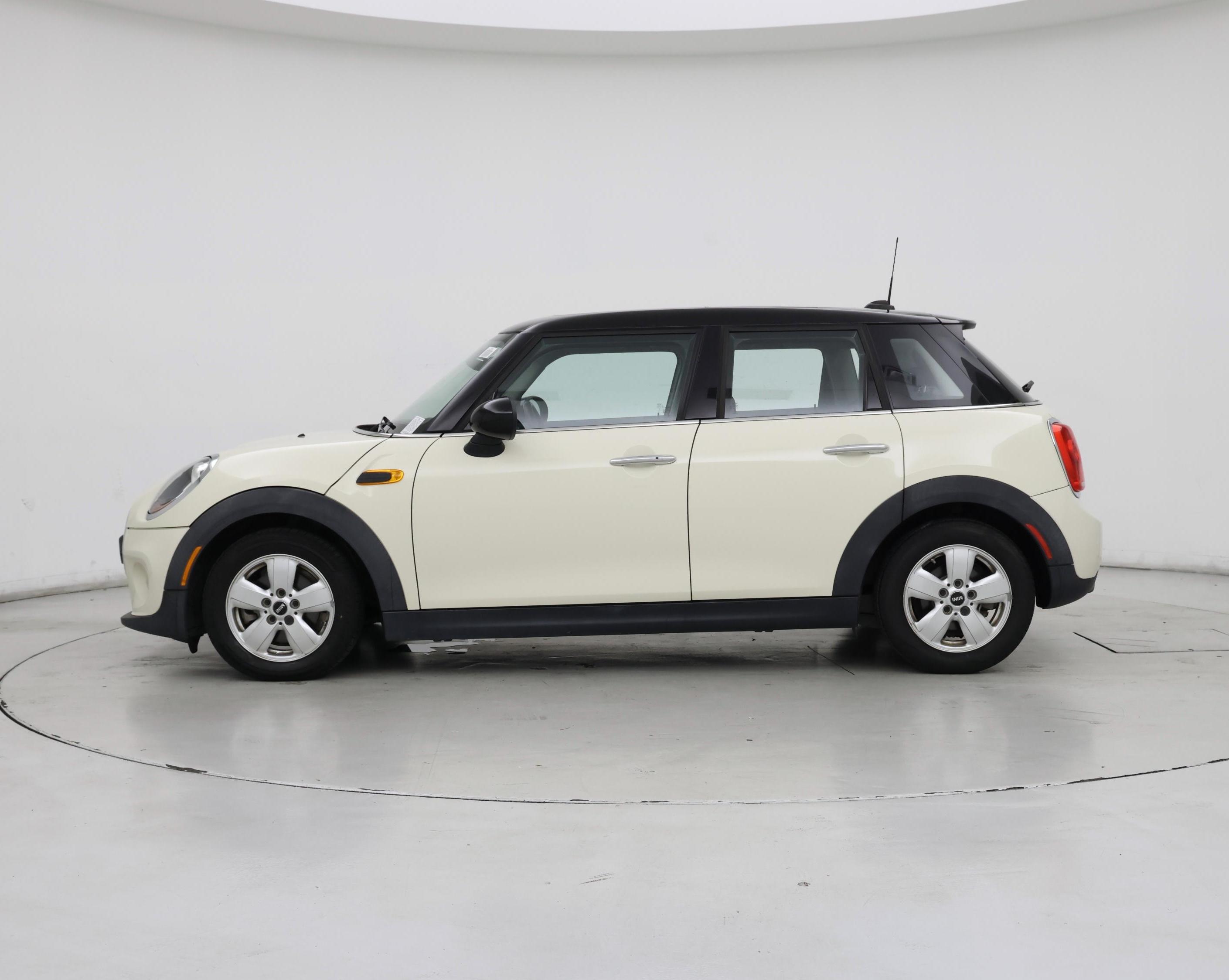 Thumbnail: 2015 MINI Cooper Hardtop - 3