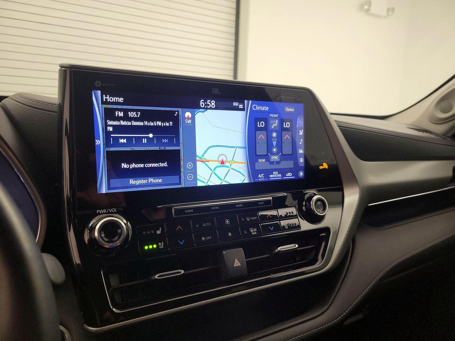 Thumbnail: 2020 Toyota Highlander - 17