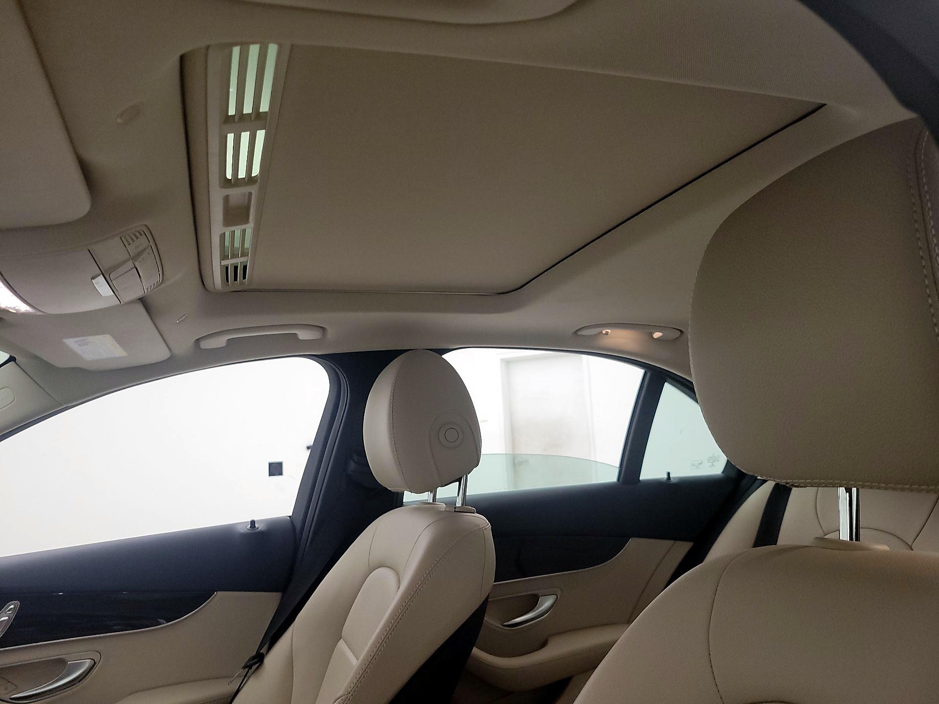 Thumbnail: 2019 Mercedes-Benz C-Class - 19