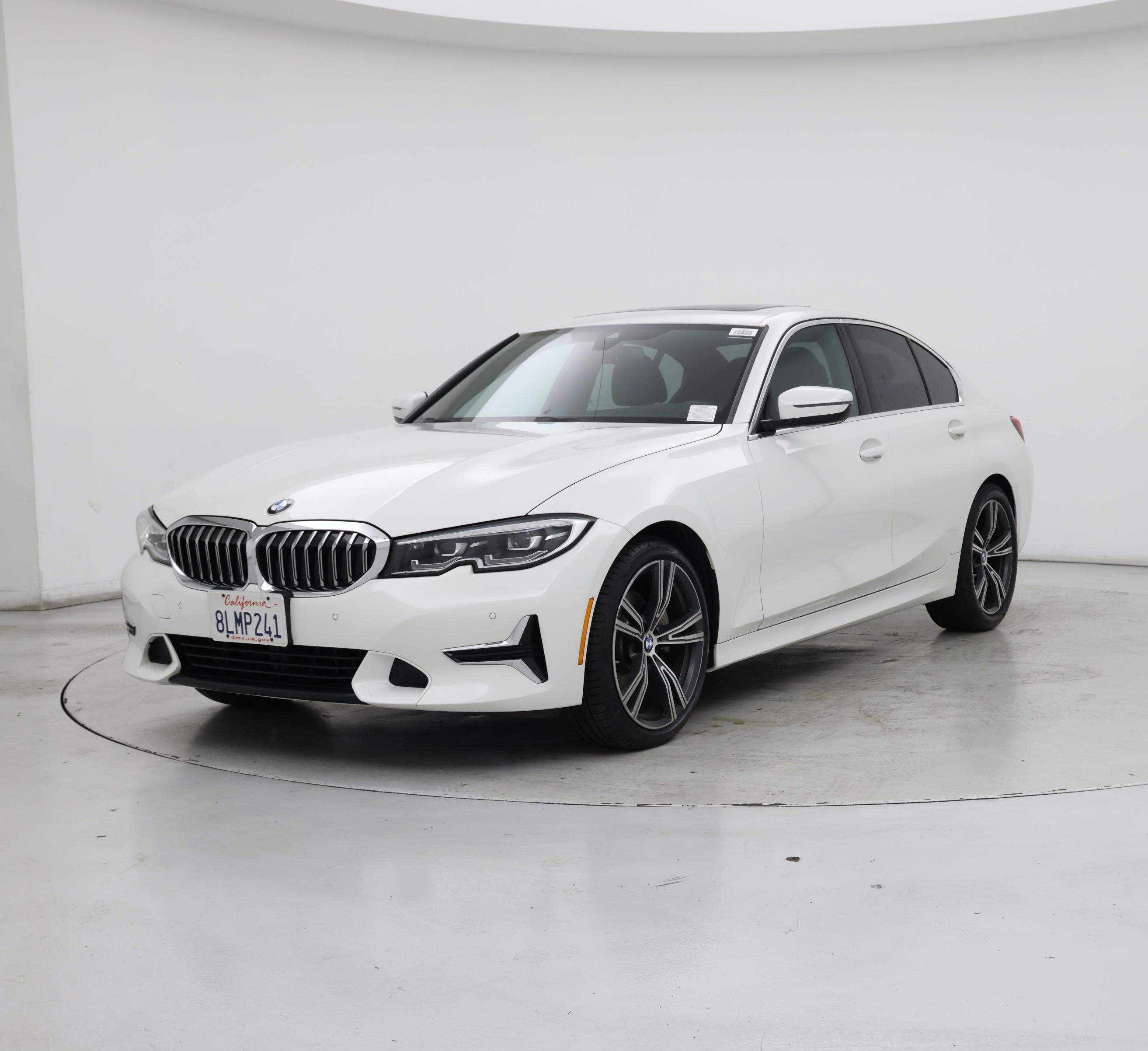 Thumbnail: 2019 BMW 3 Series - 4
