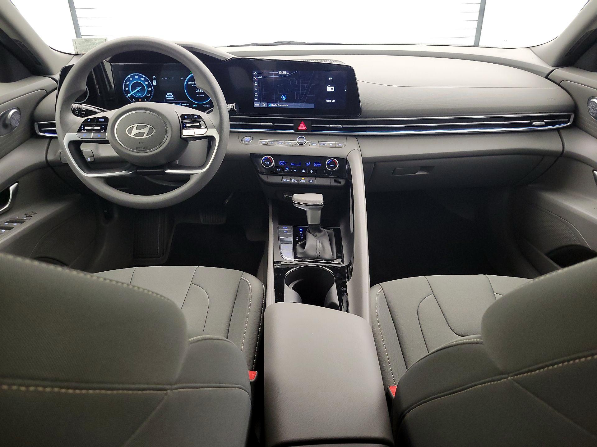 Thumbnail: 2024 Hyundai Elantra - 9