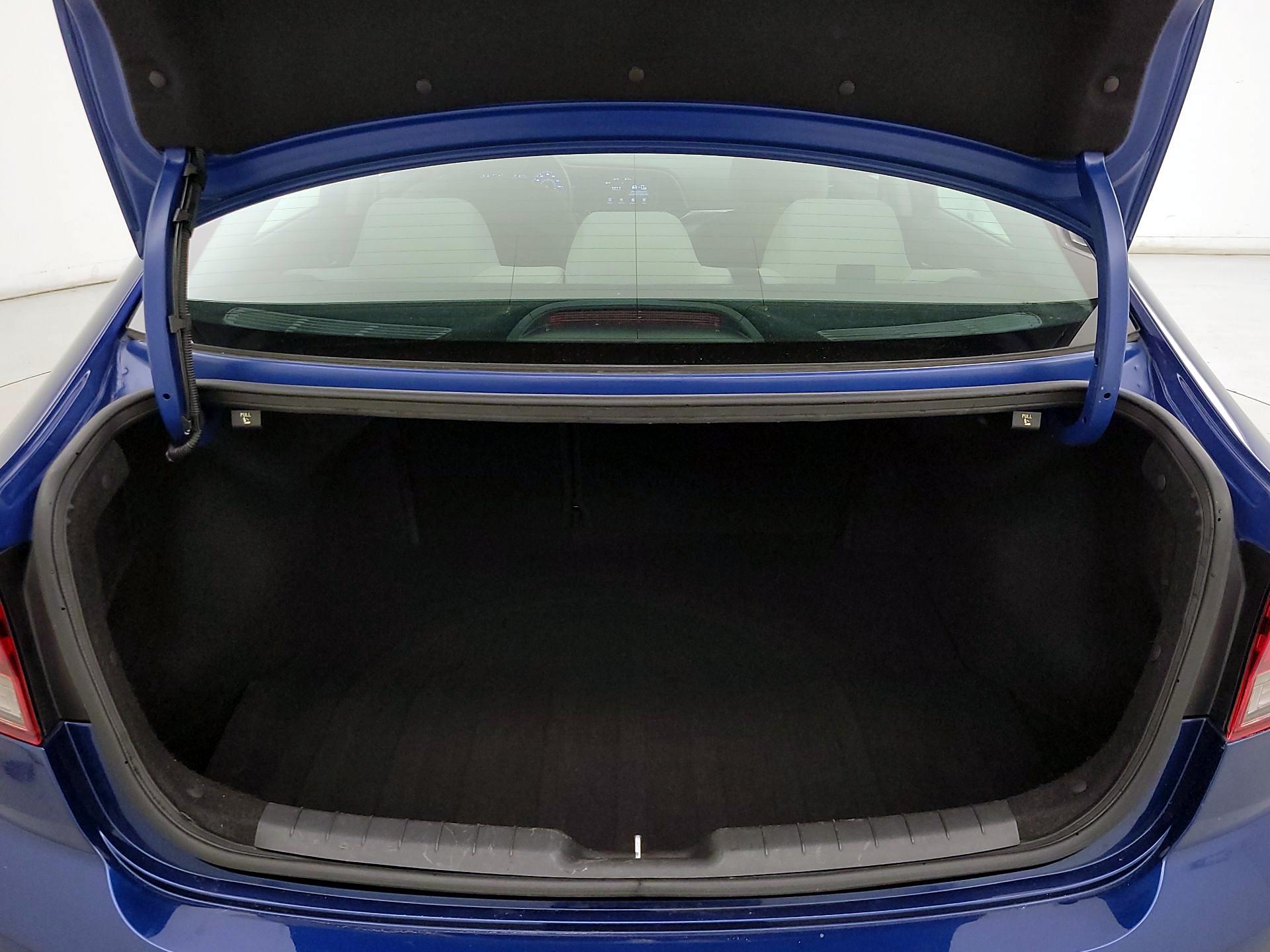 Thumbnail: 2020 Hyundai Elantra - 20
