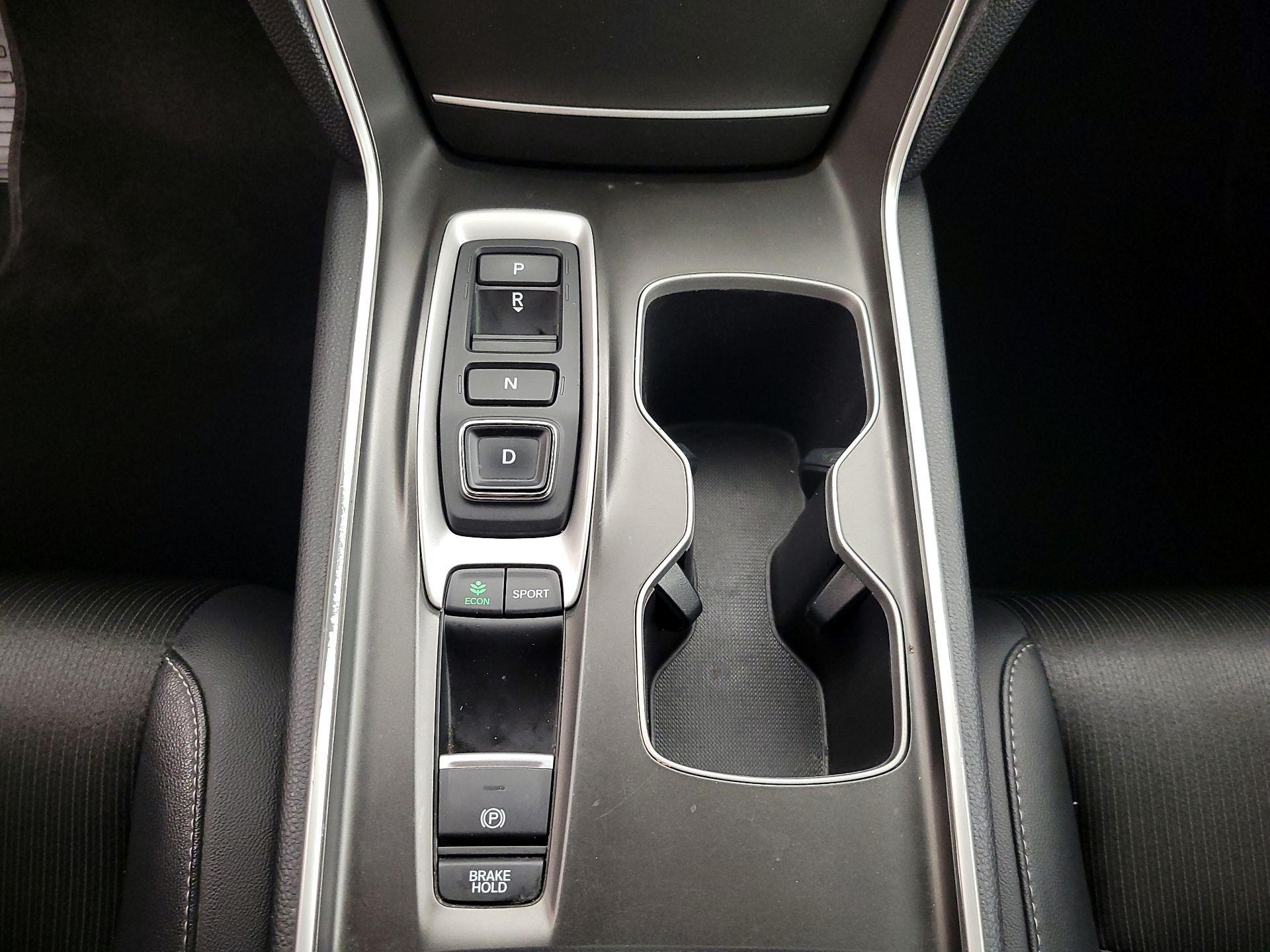 Thumbnail: 2020 Honda Accord - 17
