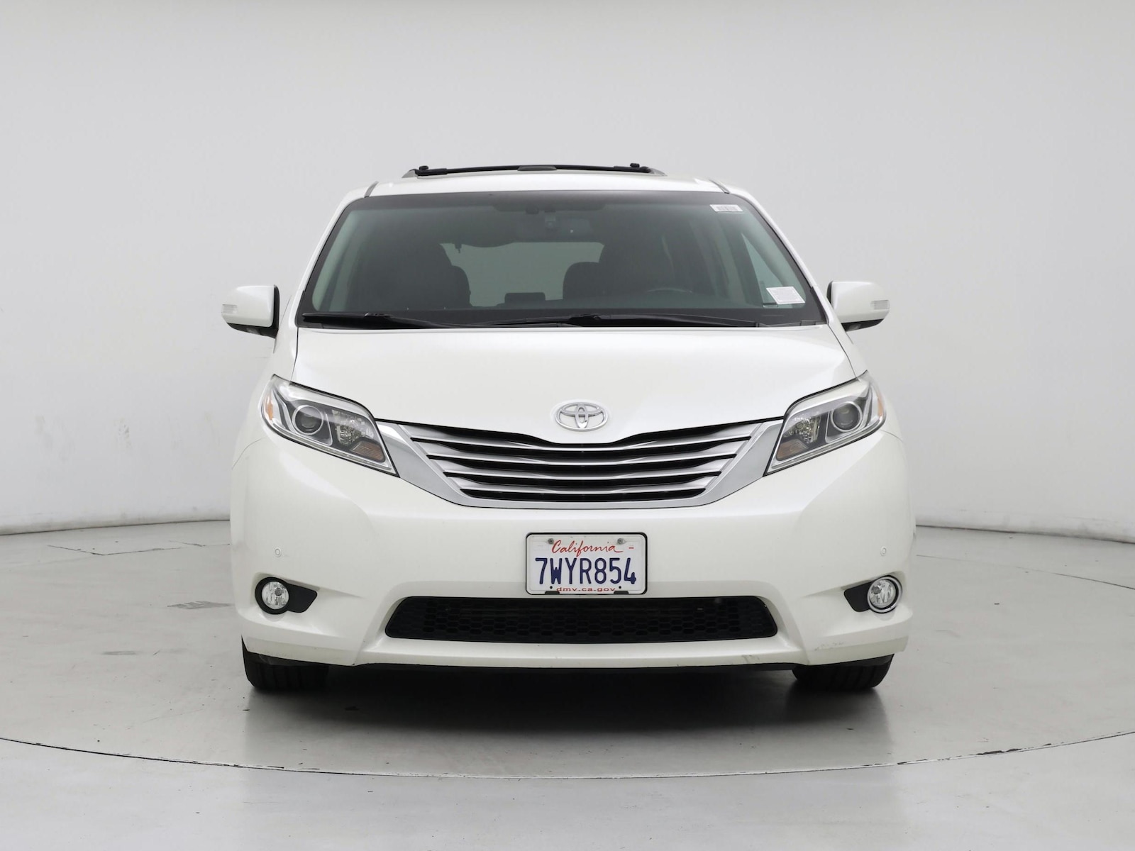 Image 6 of 2017 Toyota Sienna Limited Premium