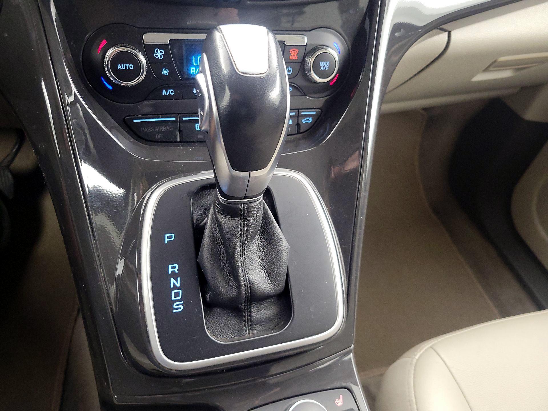 Thumbnail: 2014 Ford Escape - 17