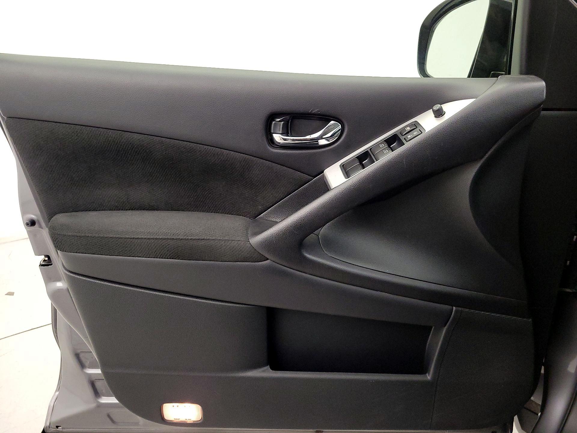 Thumbnail: 2013 Nissan Murano - 12