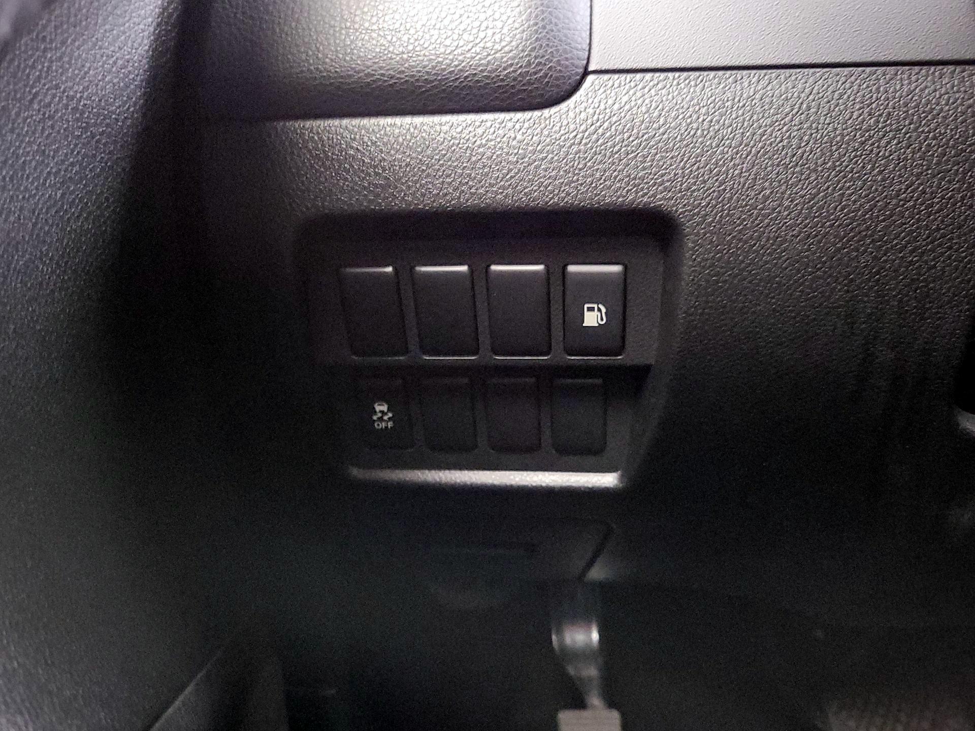 Thumbnail: 2013 Nissan Murano - 13