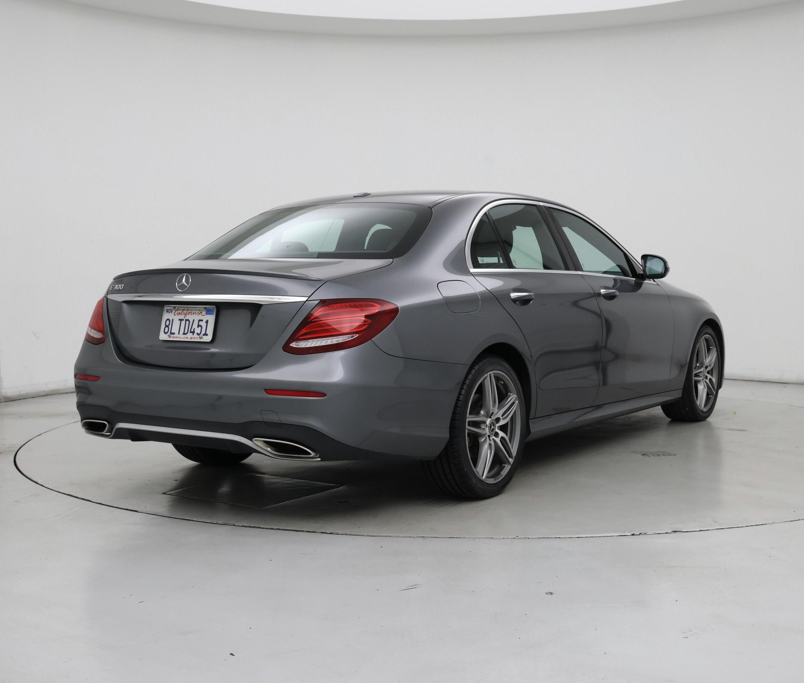 Thumbnail: 2019 Mercedes-Benz E-Class - 8