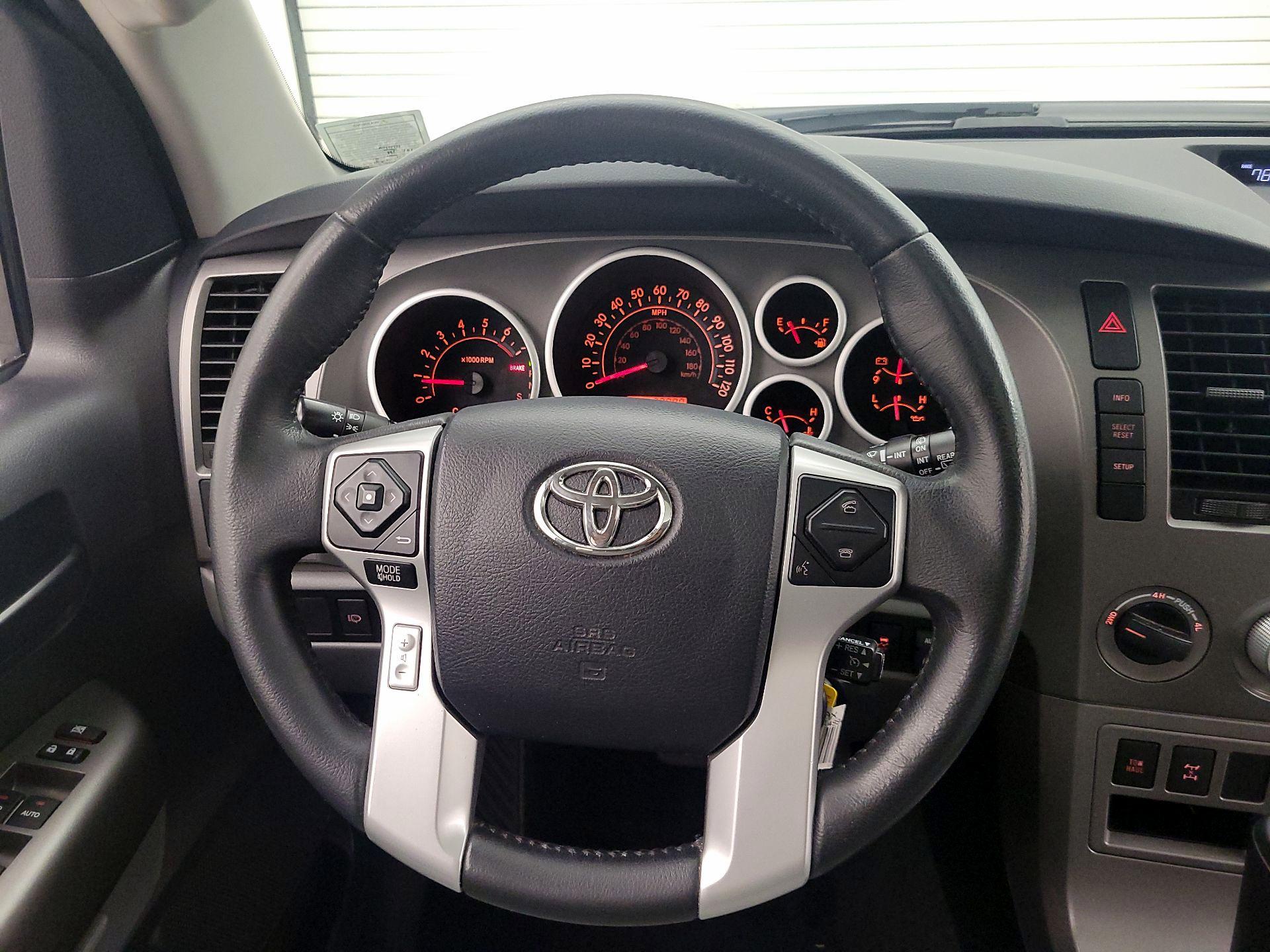Thumbnail: 2017 Toyota Sequoia - 10
