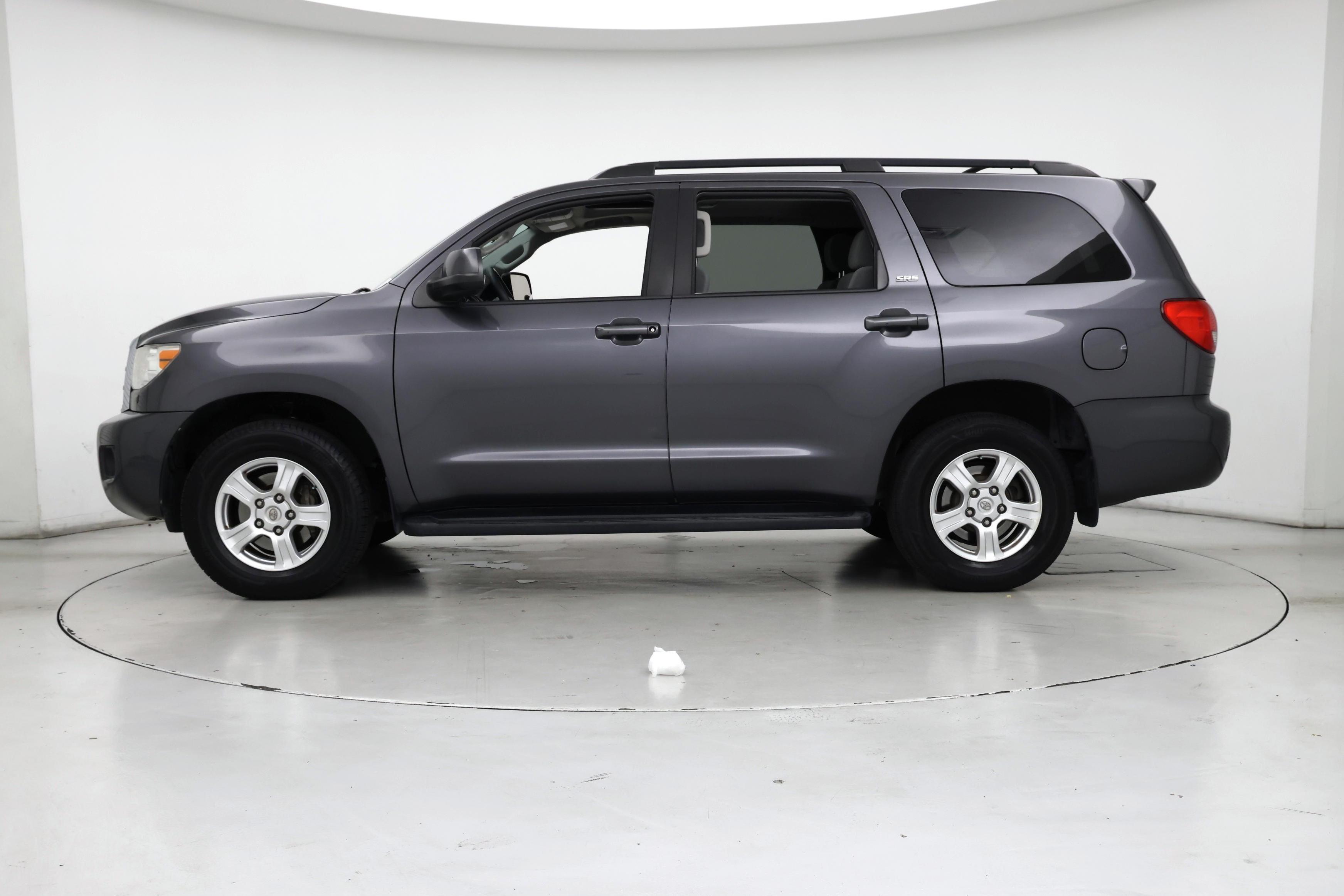 Thumbnail: 2017 Toyota Sequoia - 3